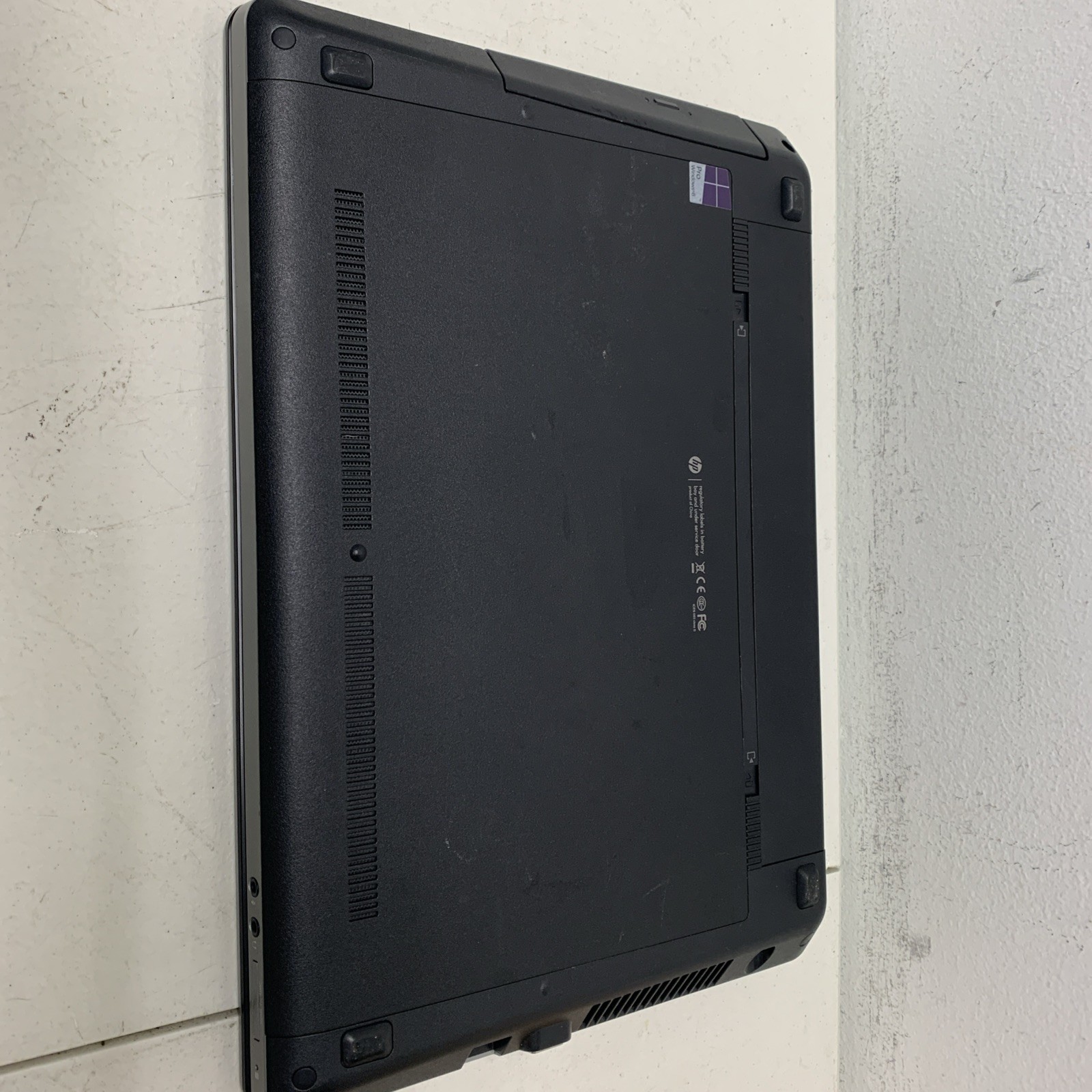 HP ProBook 4540s i3-3110M 2.40Ghz 15.6″ Wifi No Ram No Hdd Only For Parts Read D