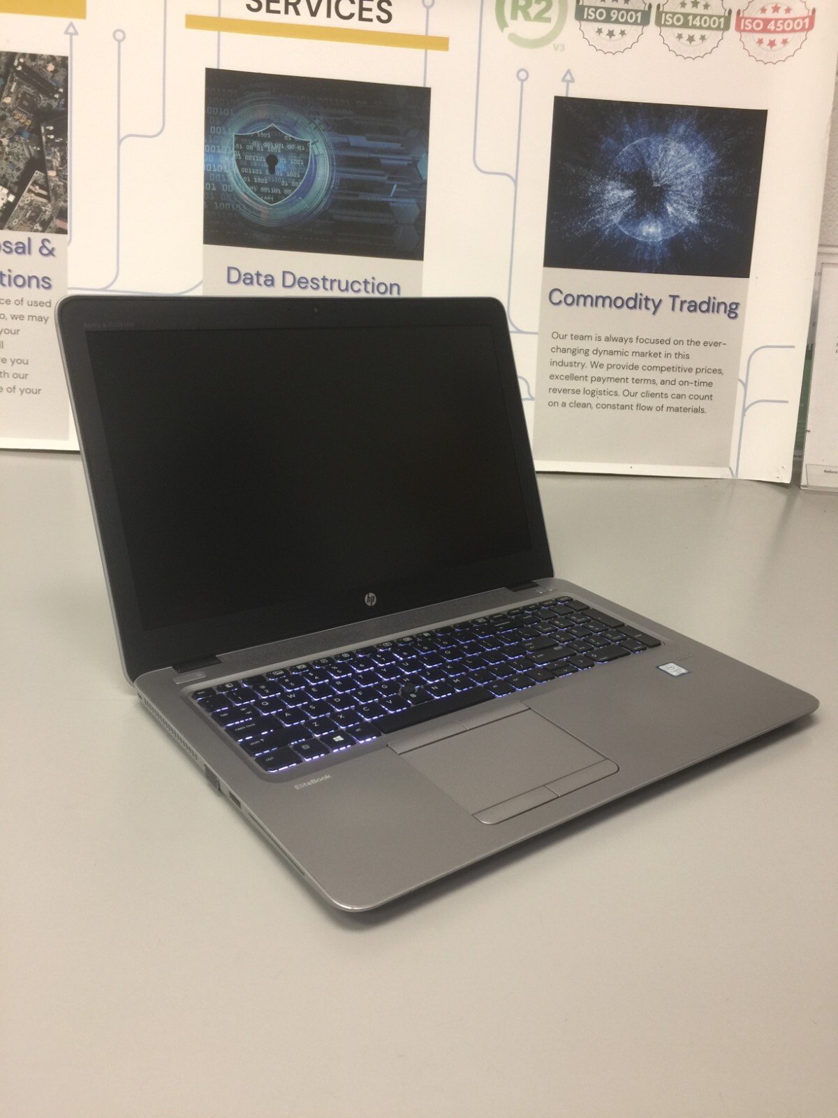 HP EliteBook 850 G3 15.6″ (256GB Core i5 6th gen 2.30GHz 16GB RAM WIN 11 PRO