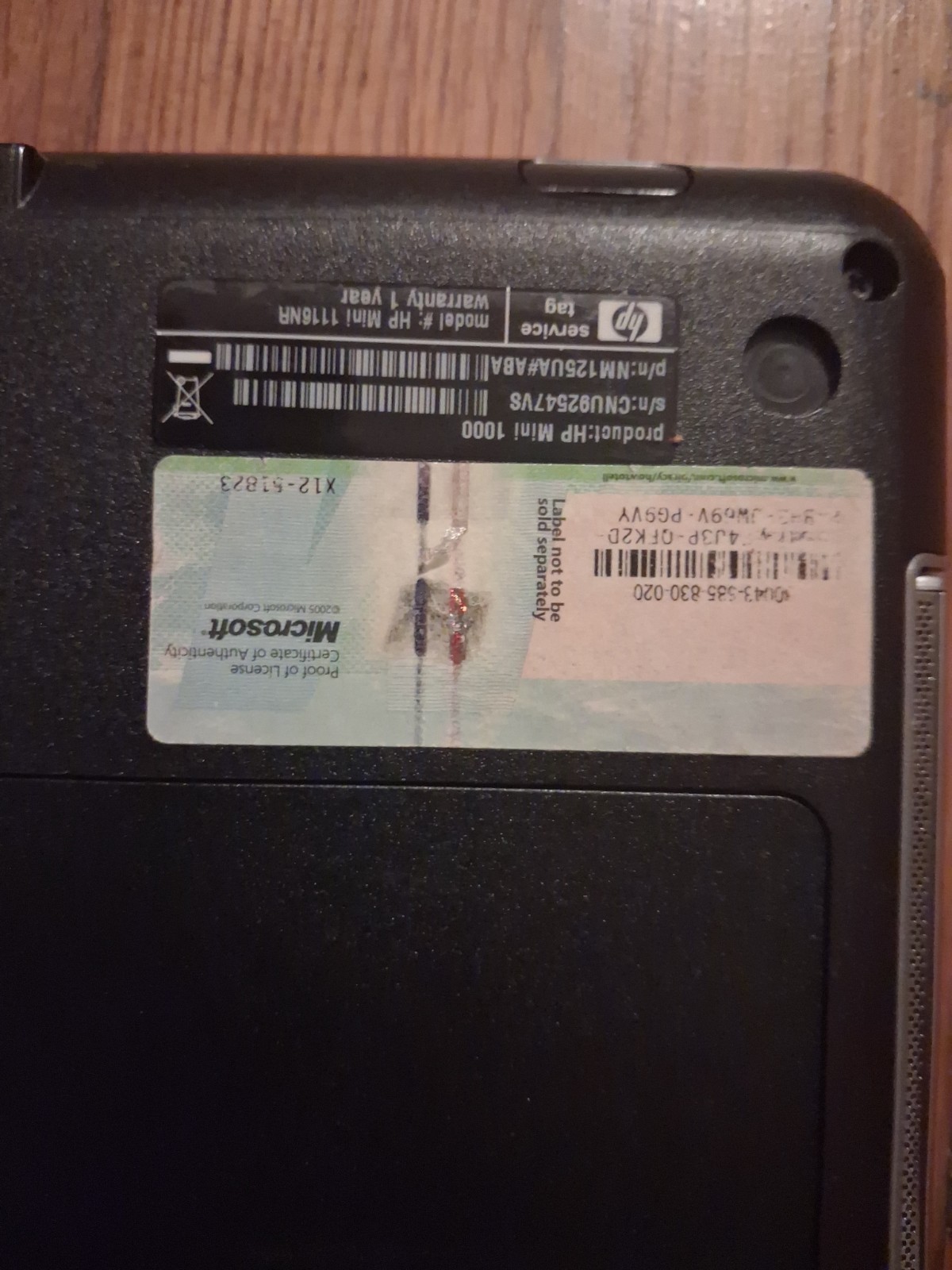 10.1” HP MINI 1000 NOTEBOOK INTEL ATOM HD WIN 7 PRO W/CHARGER Software And Case
