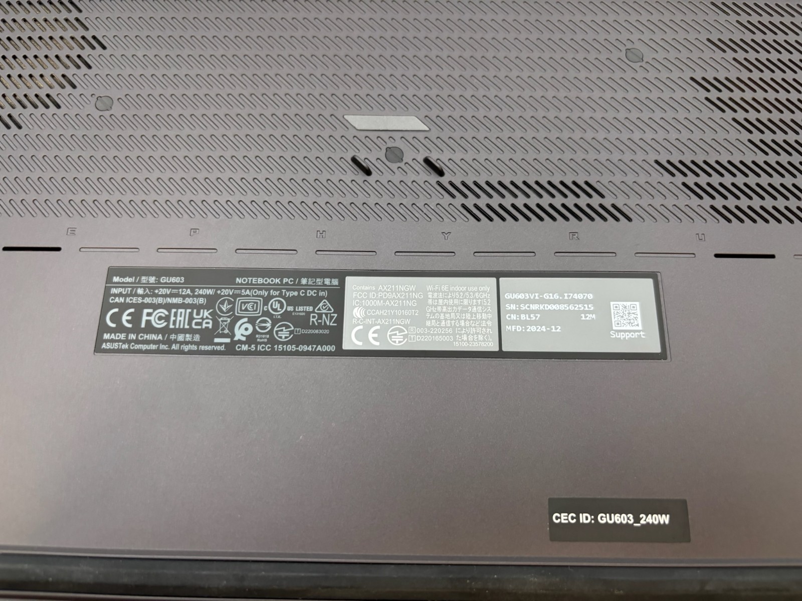 ASUS ROG Zephyrus G16 GU603VI 16″ 512 GB SSD 16 GB RAM i7-13620H RTX 4070