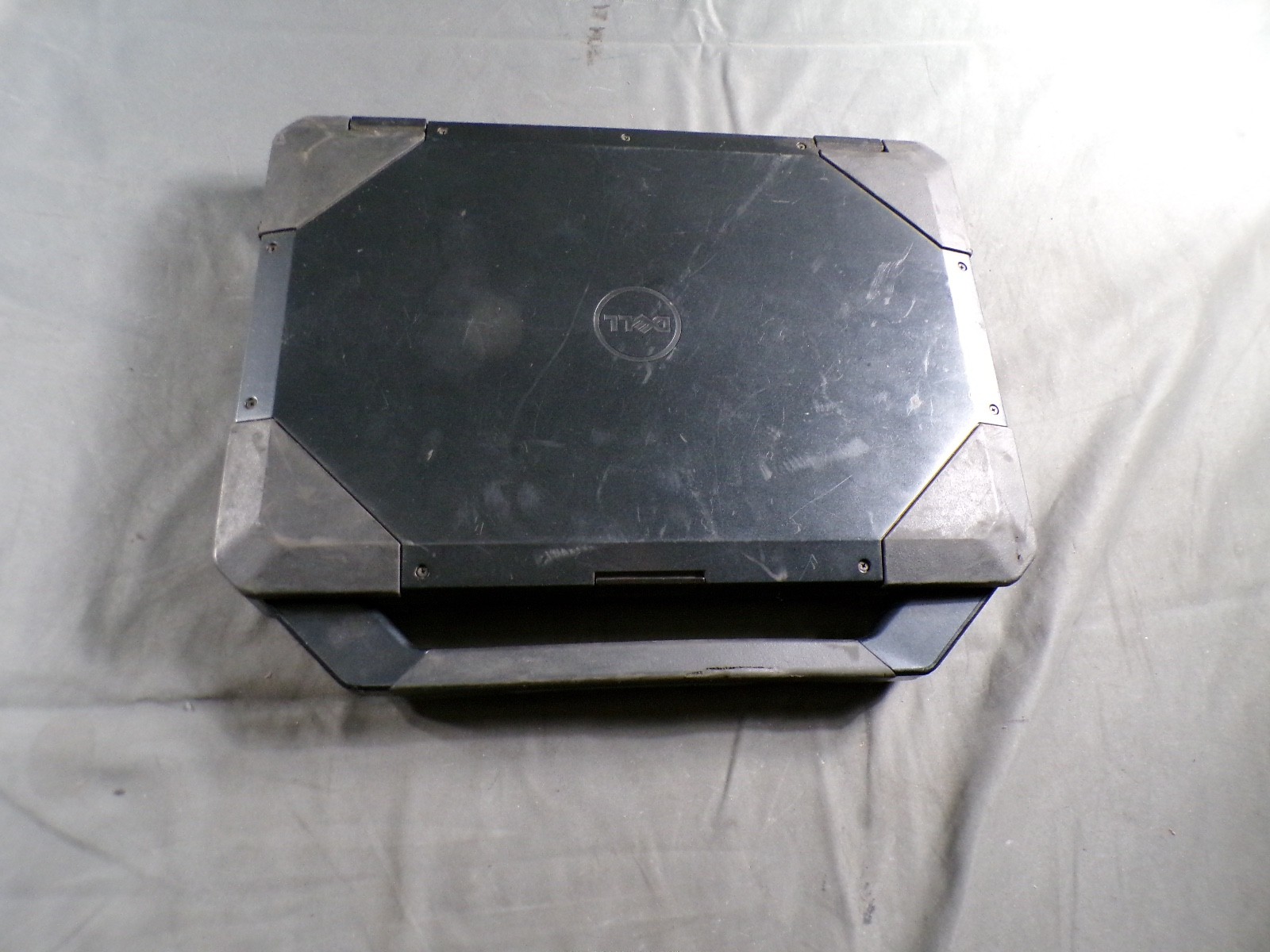 DELL LATITUDE 5414 INTEL CORE i3-6100U 2.30GHZ 16GB RAM **NO HD/ NO CADDIE
