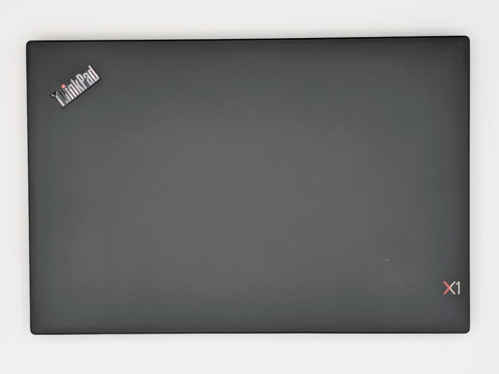 Lenovo ThinkPad X1 Carbon Gen 6 14″ FHD I7-8650U 256GB 16GB W11P Backlit FPR