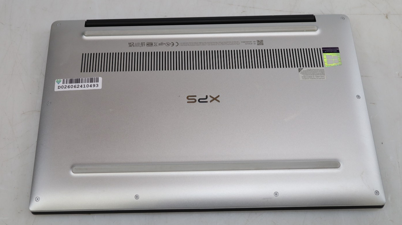 DELL XPS 13 9305 13.3″ Intel i7-1165G7 8GB 256GB SSD No COA OS