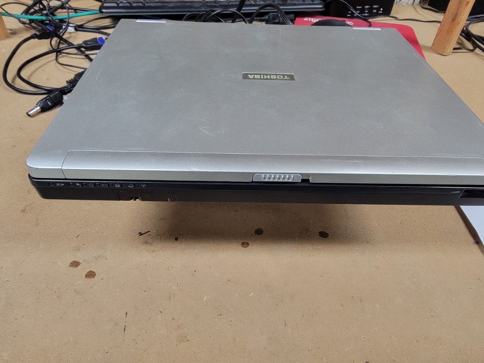 TOSHIBA TECRA M3-S331 – NO HDD – NO BATTERY – PARTS OR REPAIR