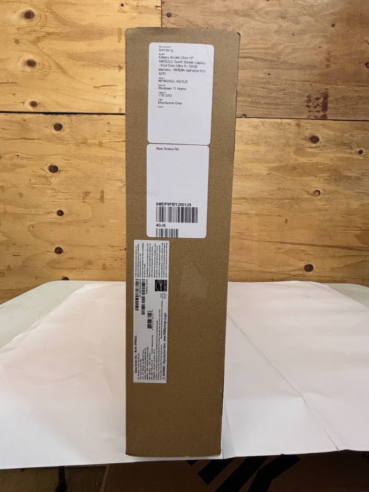 Samsung Galaxy Book4 Ultra 16 i9 Ultra RTX 4070 32GB 1TB AMOLED Touch Gray -NEW