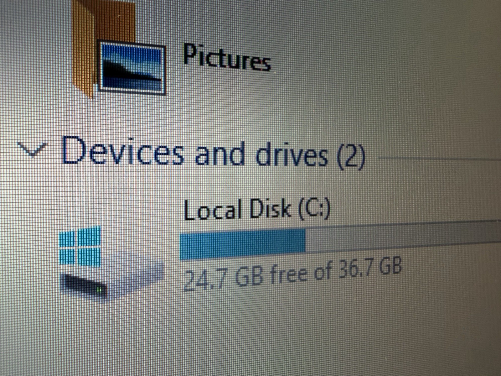 Dell D830 15.4”, Win10pro64, Intel CenDuo 1.80 40 GB 1.513 Gb Ram DVDRW #040