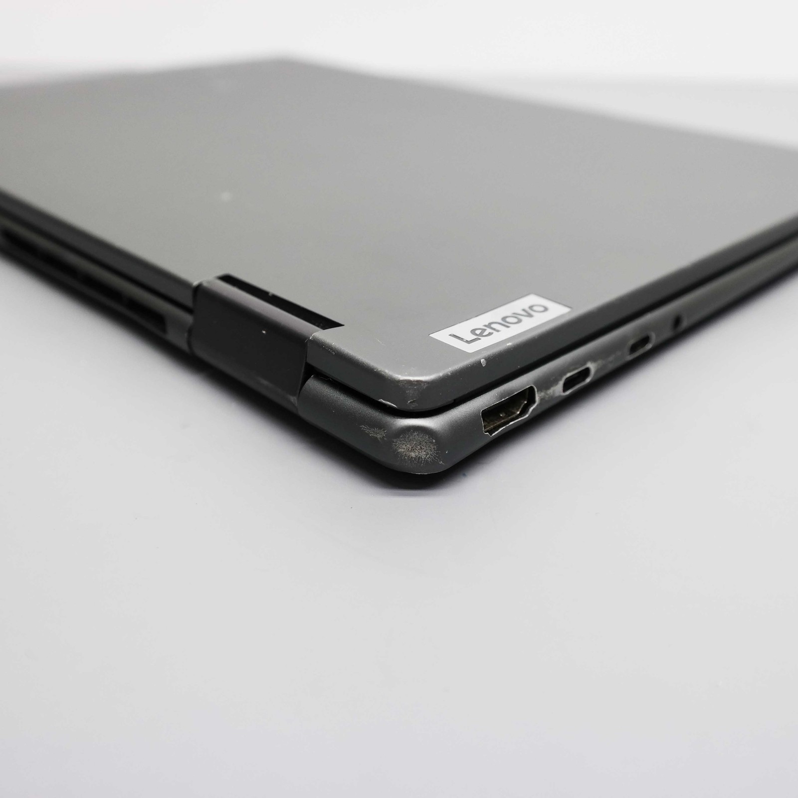 Lenovo Yoga 7i 2-in-1 14″ Core Ultra 7 155U 16GB 1TB SSD ISSUE