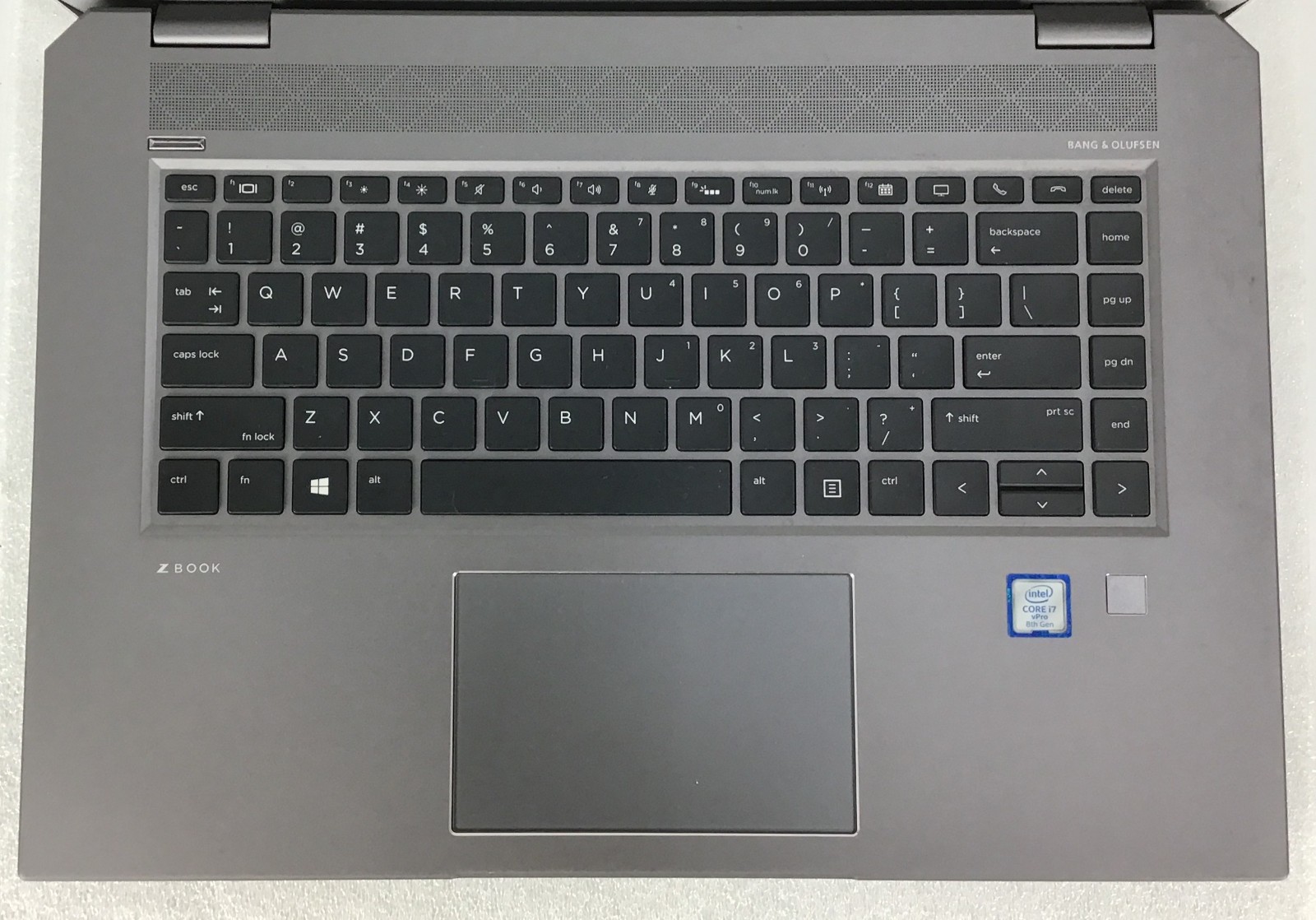 HP ZBook Studio G5 15.6″ I7-8850H 2.6GHz 32GB 256GB 1NVIDIA QUADRO P2000 11 Pro