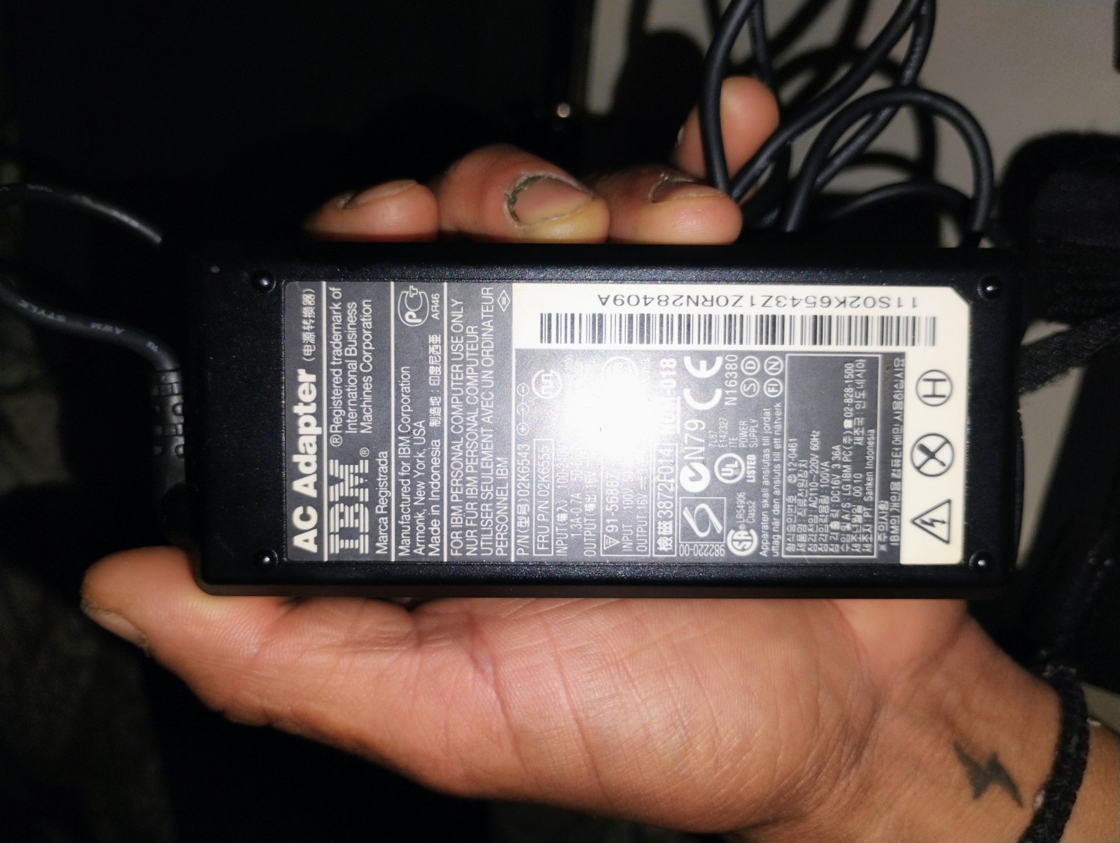 IBM ThinkPad 560 12.1″ Pentium 133MHz 16MB 1.3GB HDD TrackPoint AC/Batt