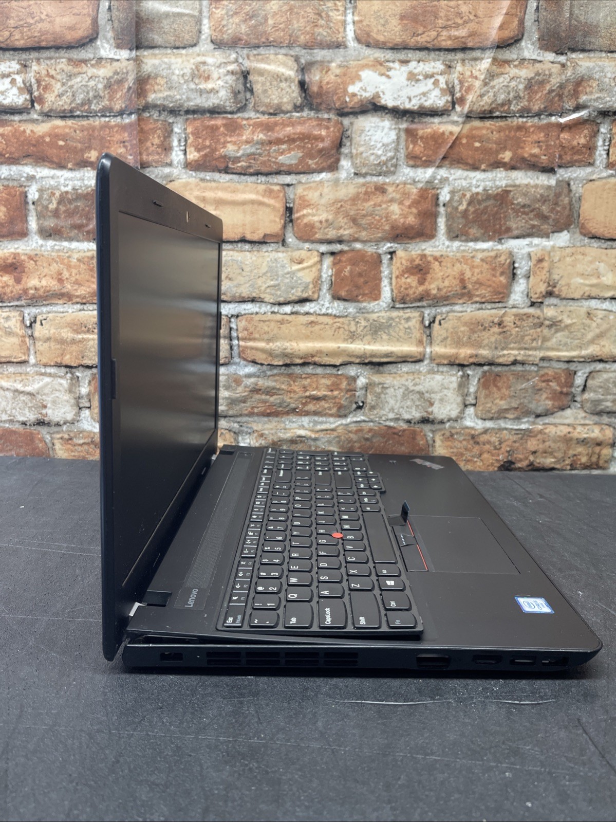 LENOVO THINKPAD E570 Tested LCD Screen W/Chassis&Battery-No Motherboard