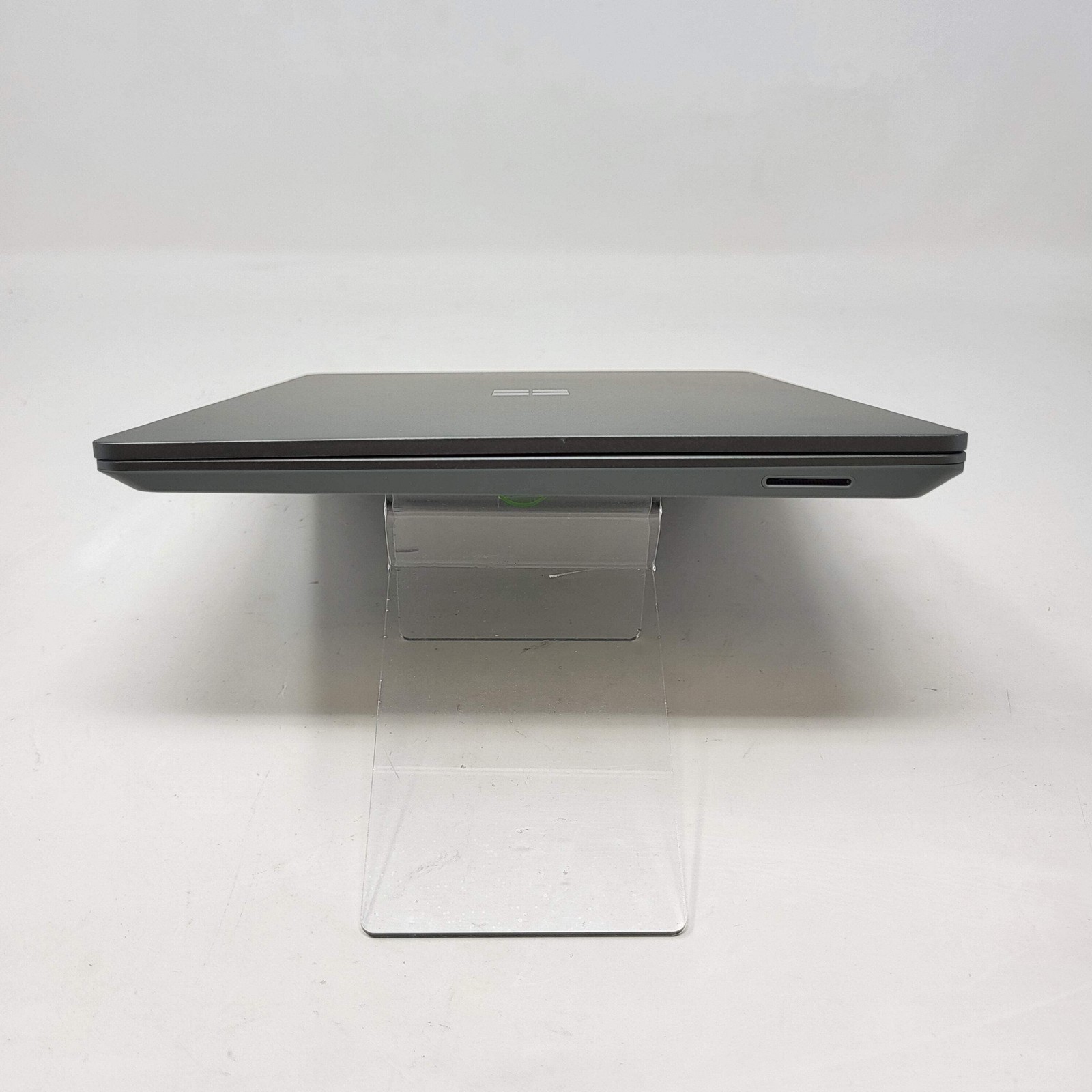 Microsoft Surface Laptop Go 3 1796 12.4″ i5-1235U 2.5GHz 8GB RAM 256GB SSD