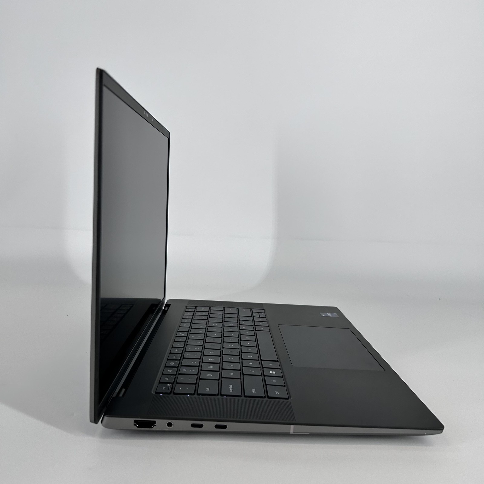 Dell Precision 5680 16 FHD i9-13900H 1.80GHz 32GB 512GB RTX 2000 Ada VERY GOOD