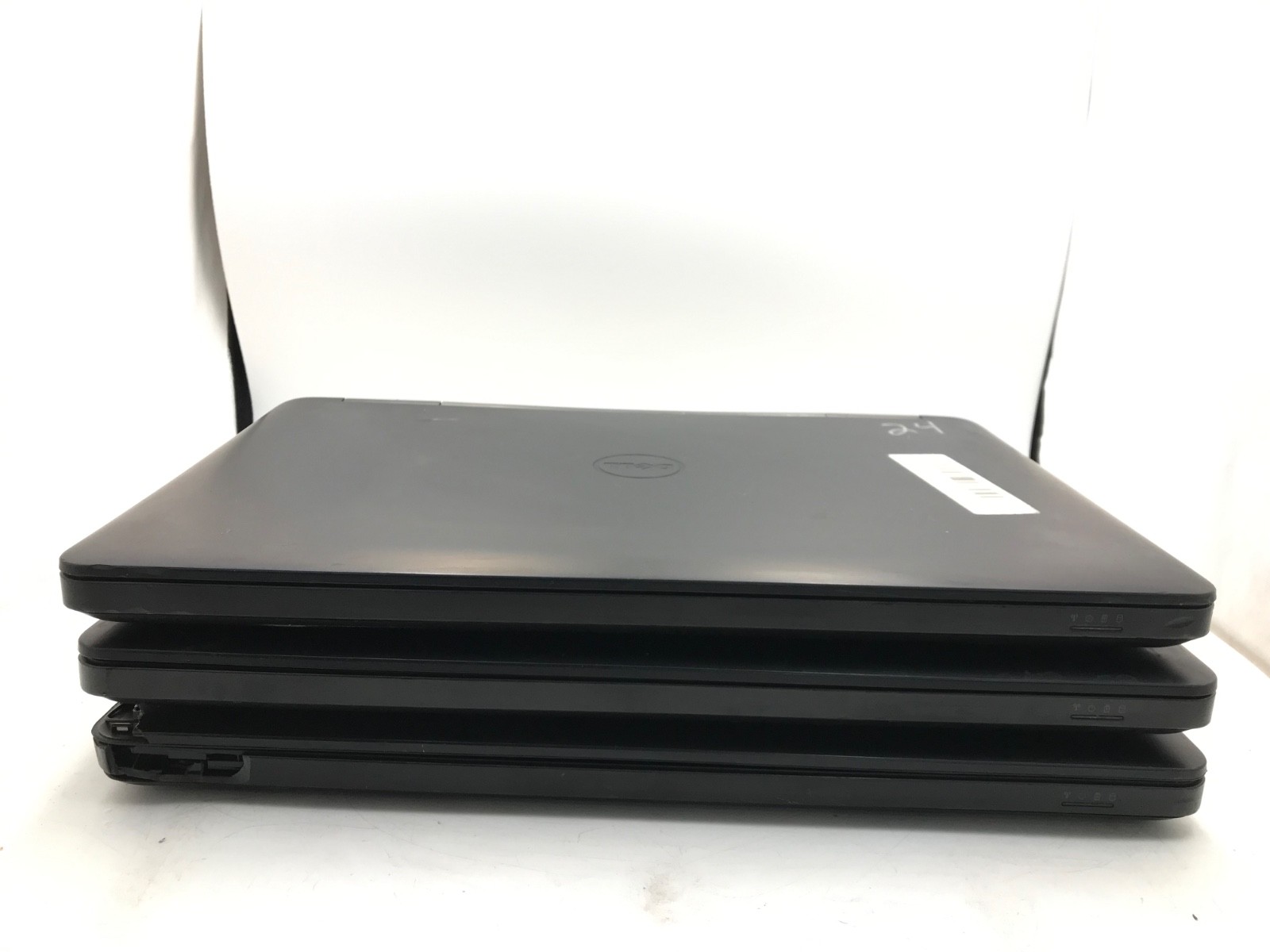Lot of 3 Dell Latitude E5540 Intel Core i5-4200U 15″ – MISSING DISPLAYS – MZ