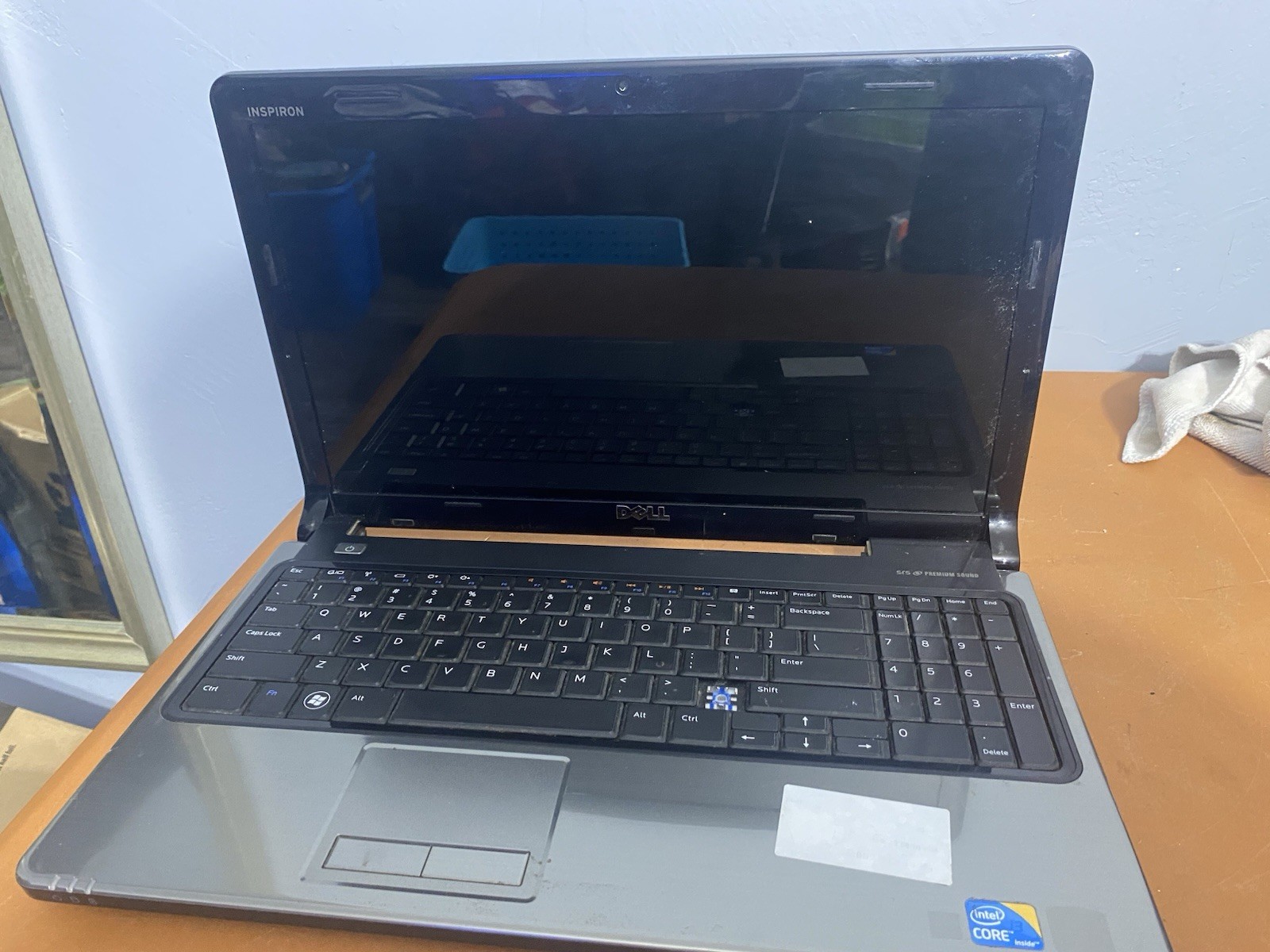Dell Inspiron 1564 15.6-inch laptop being sold strictly AS-IS for parts