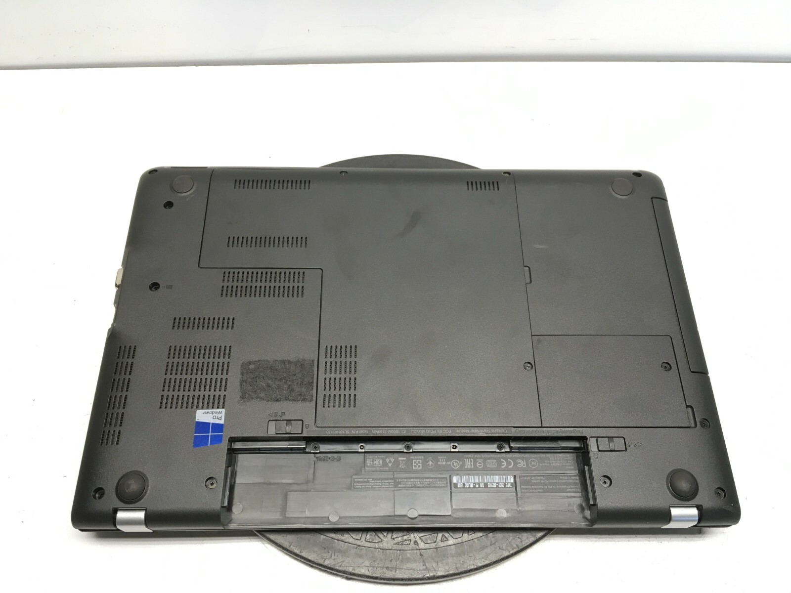 Lenovo ThinkPad E550 Intel i3-4005U 1.7GHz 4 GB NO HDD