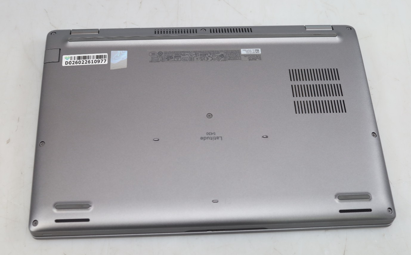 Dell Latitude 5430 13.9″ Intel i7-1265U 16GB DDR4 512GB SSD No COA OS