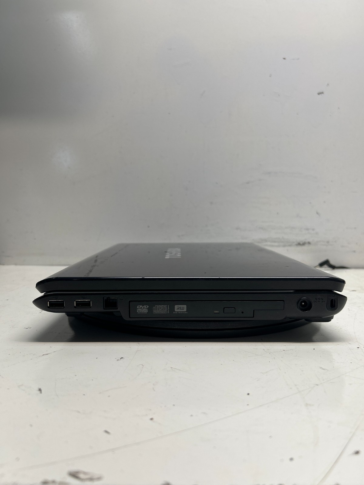 Toshiba Satellite A215-S6804 AMD Turion 64 X2 TL-60 2 x 2 GHz 1GB No HDD