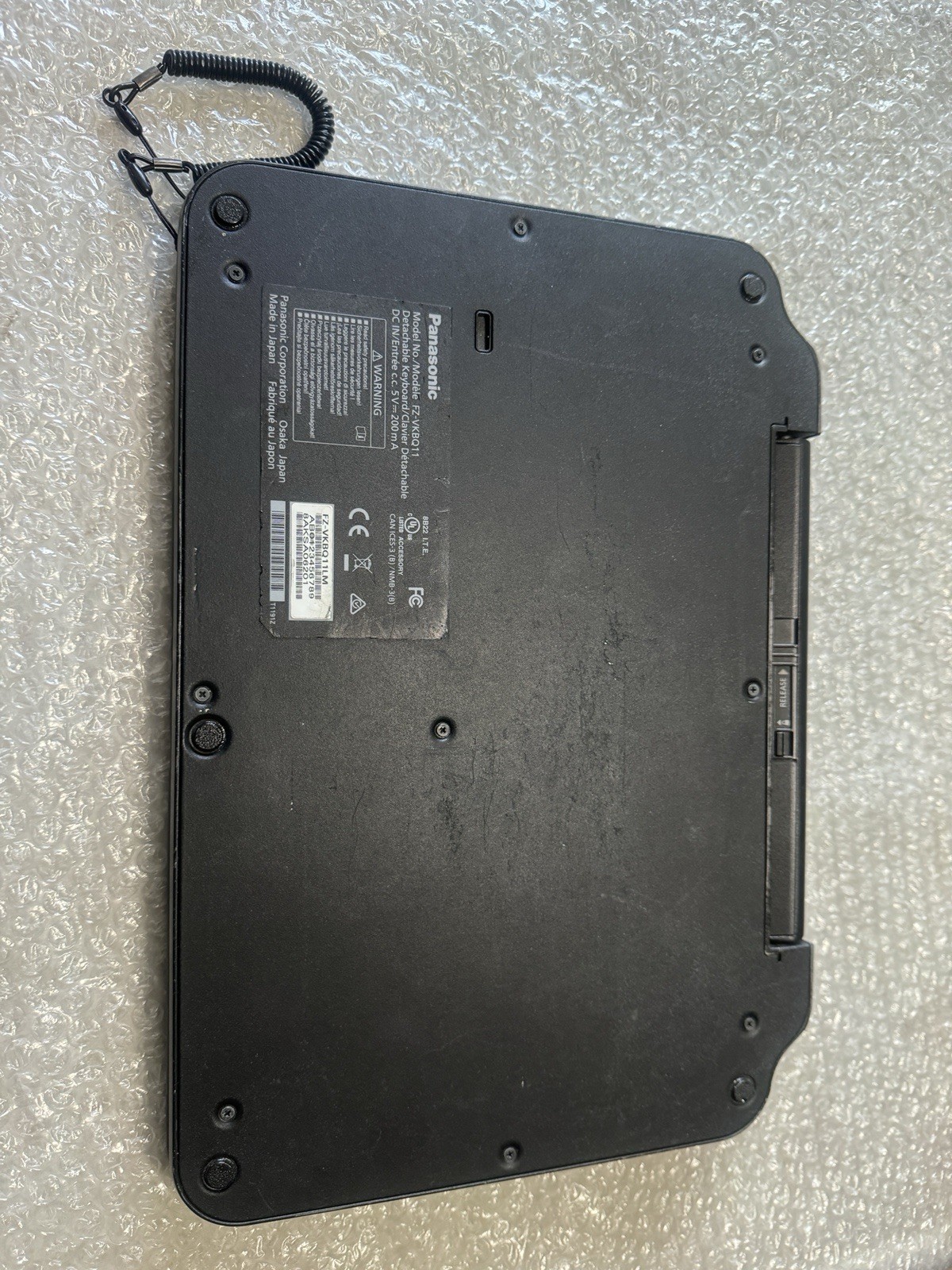 Panasonic TOUGHPAD FZ-Q2 12.5″ Core m5-6Y57 1.10GHz 256GB SSD 8GB RAM Win 10 Pro