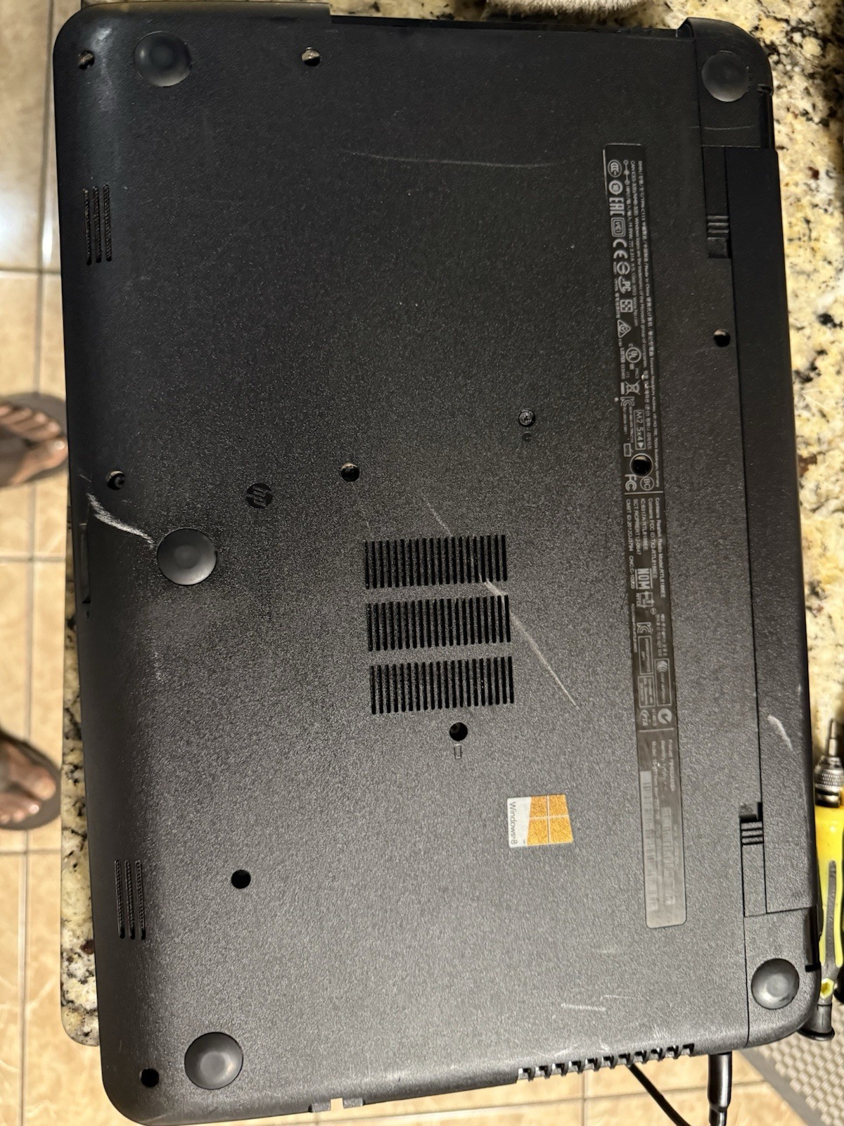 HP 15 Laptop 15-g019wm 4GB ram 128 GB SSD window home edition installed