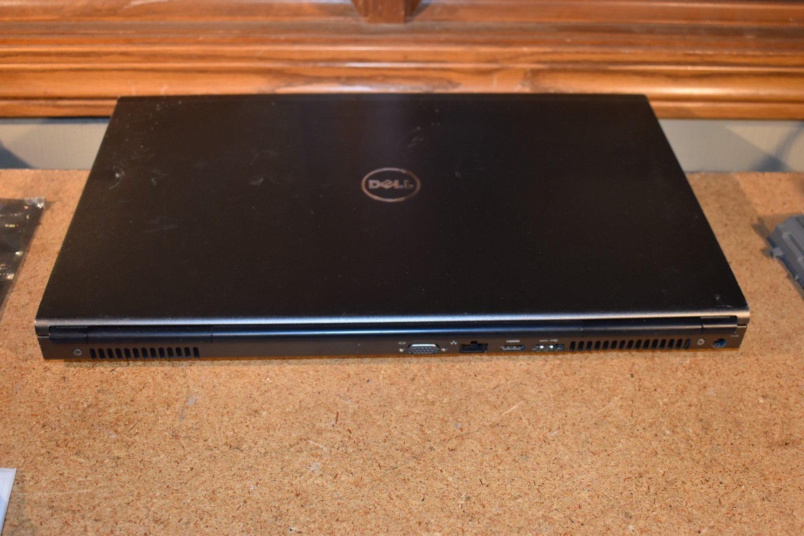Dell Precision M6800 17″ Quad Core i5-4210M 500GB HDD Windows 7 32-bit DVD-RW