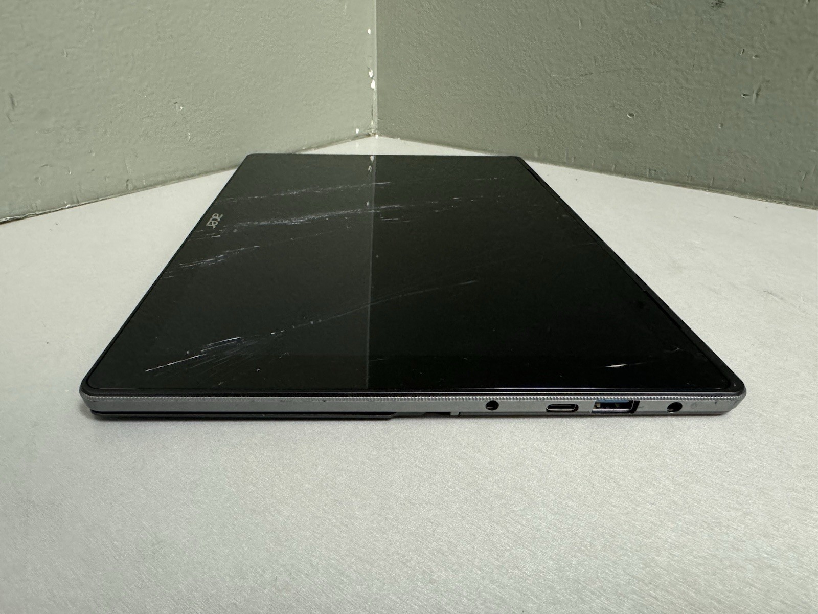 Acer Switch 5 2-in-1 N17P5 Core i3-7130U 2.70GHz 128GB 4GB Ram #5