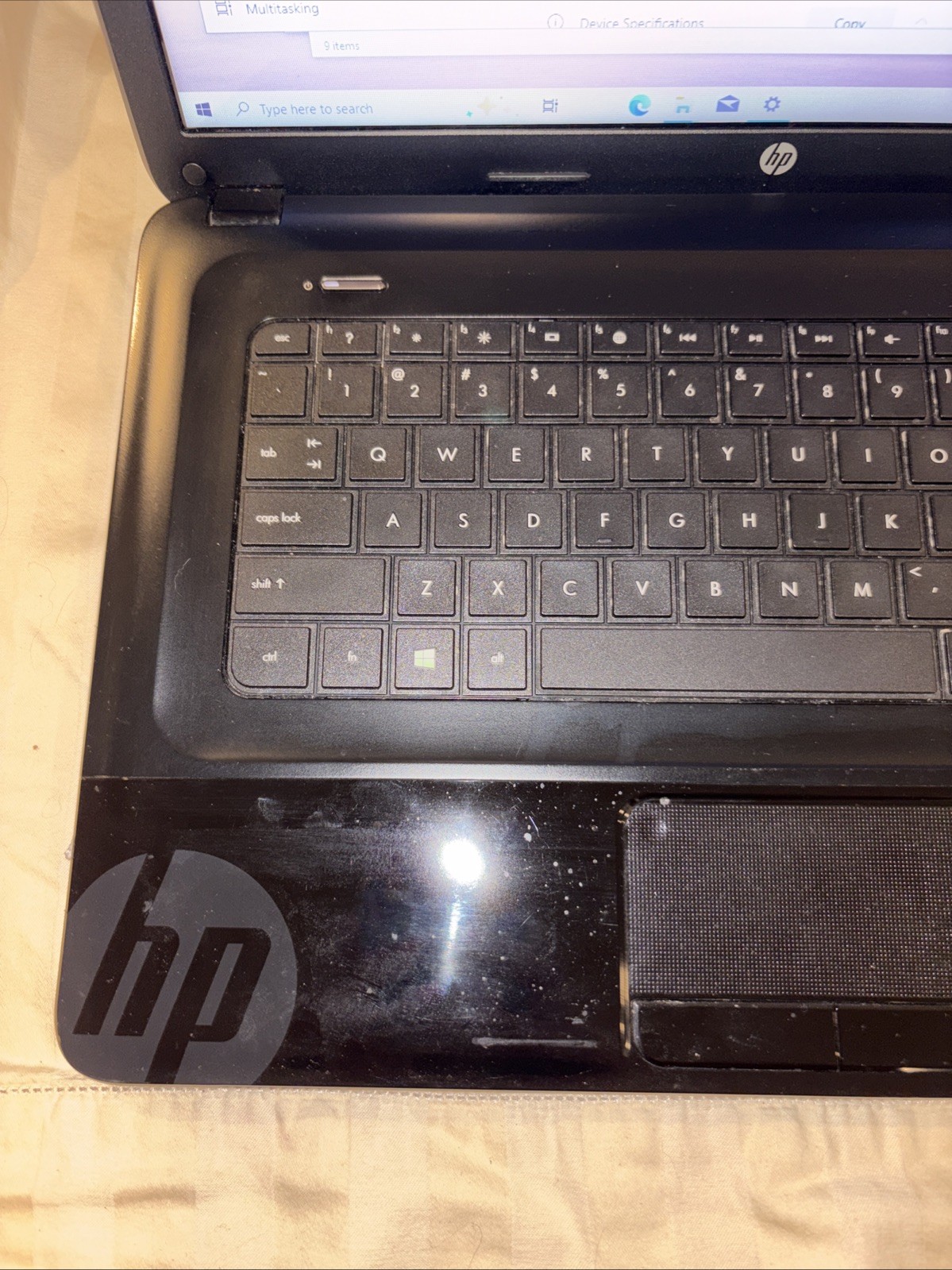 HP Envy 2000-2c29wm 15.6″ Notebook – AMD E2-1800 1.70 GHz, 4 GB, 500 GB, Win 10