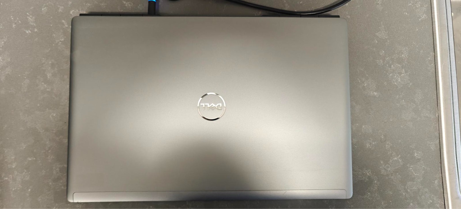 5A.Dell Precision 7750(Xeon W-10855M, 32GB Ram, 1TB SSD Nvidia Quadro RTX 4000)