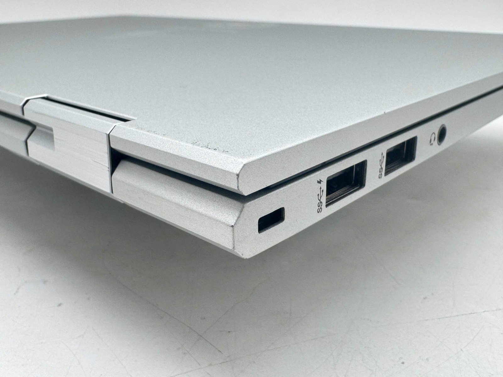 HP EliteBook x360 830 G7 13.3″ i5-10210U 8GB 256GB SSD Touch 2-in-1