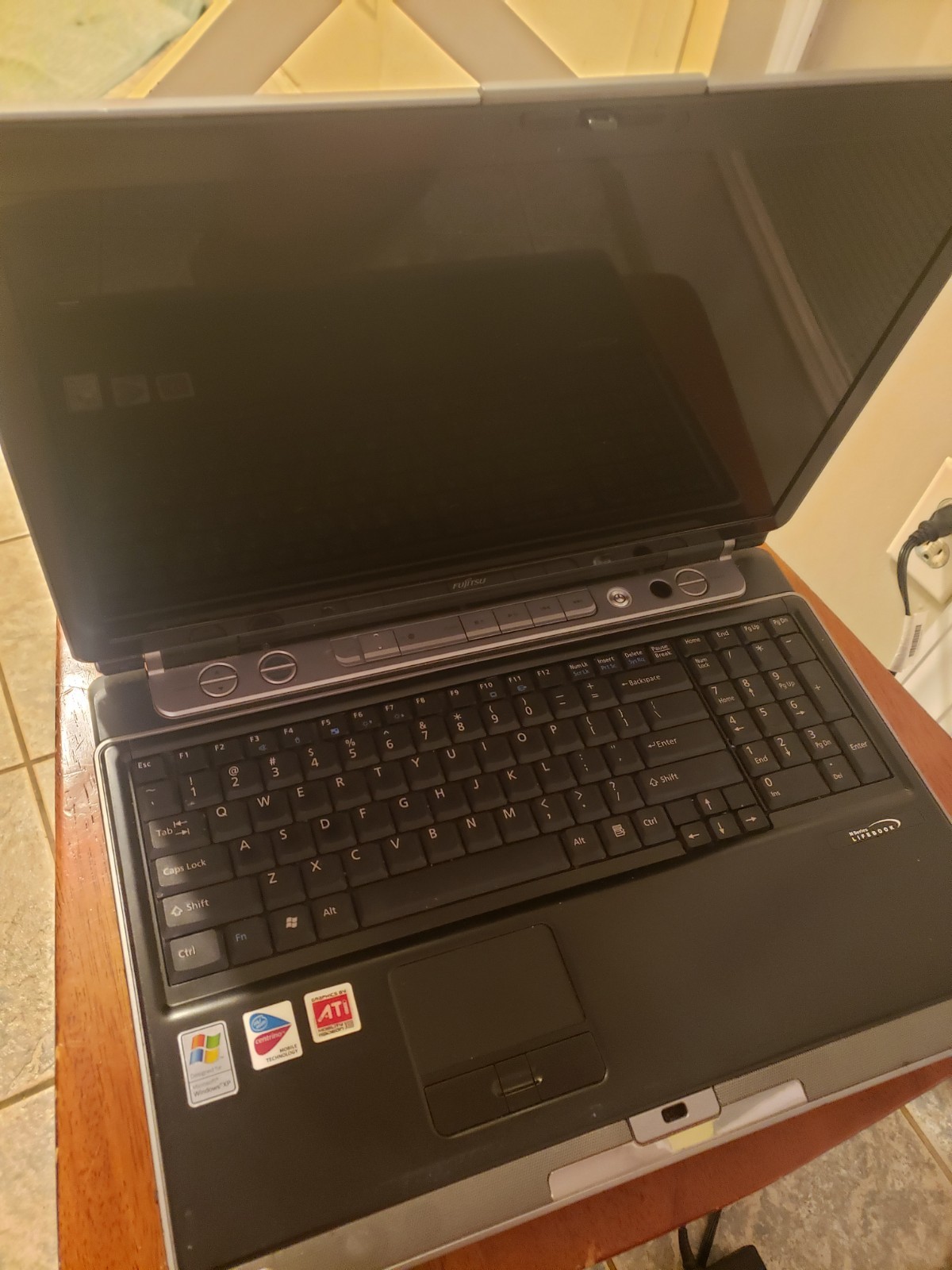 Rare Fujitsu Lifebook N6210, Pentium M 1.86ghz, Powers On, AS IS!