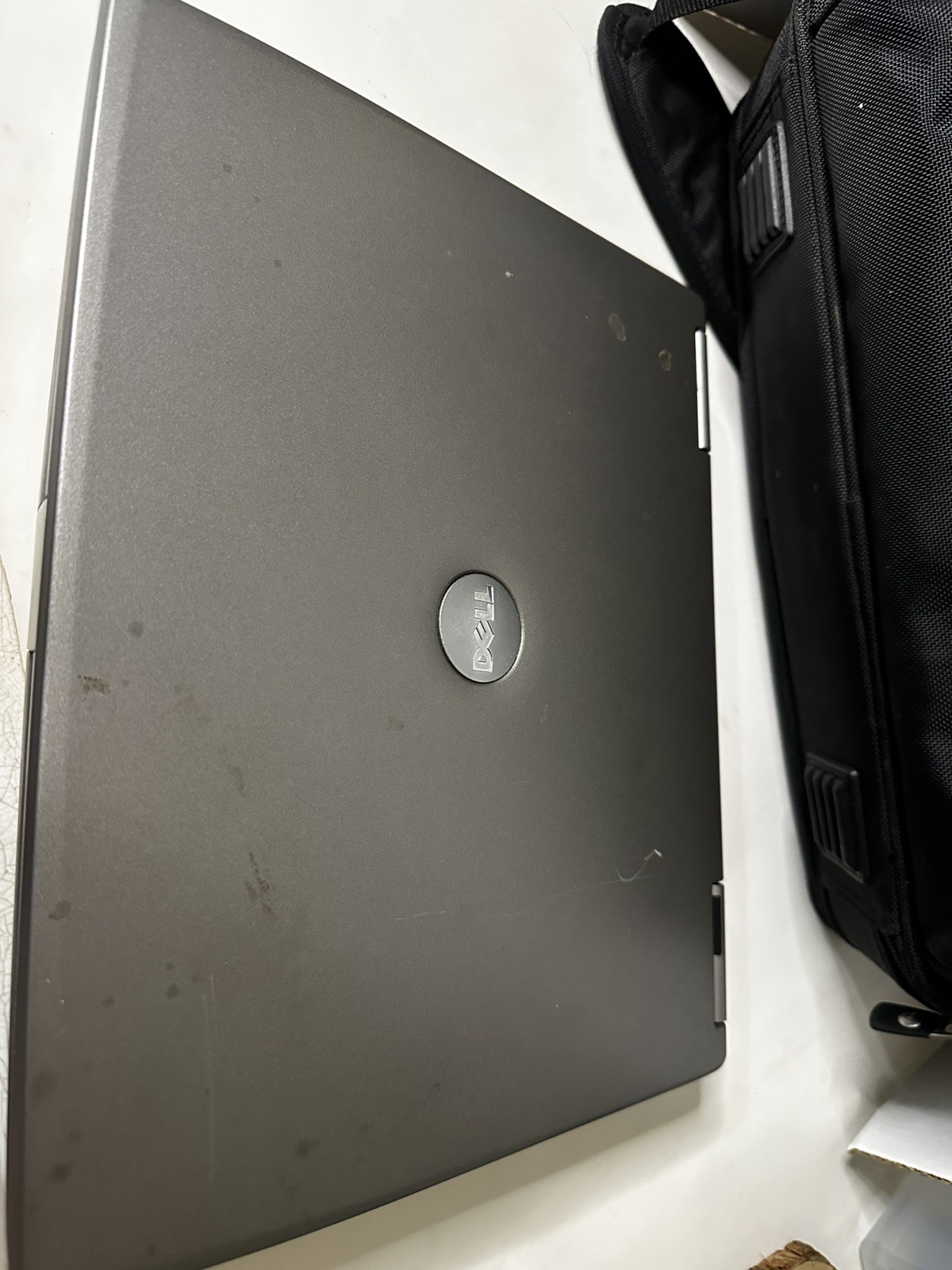 Dell Latitude D600 Windows