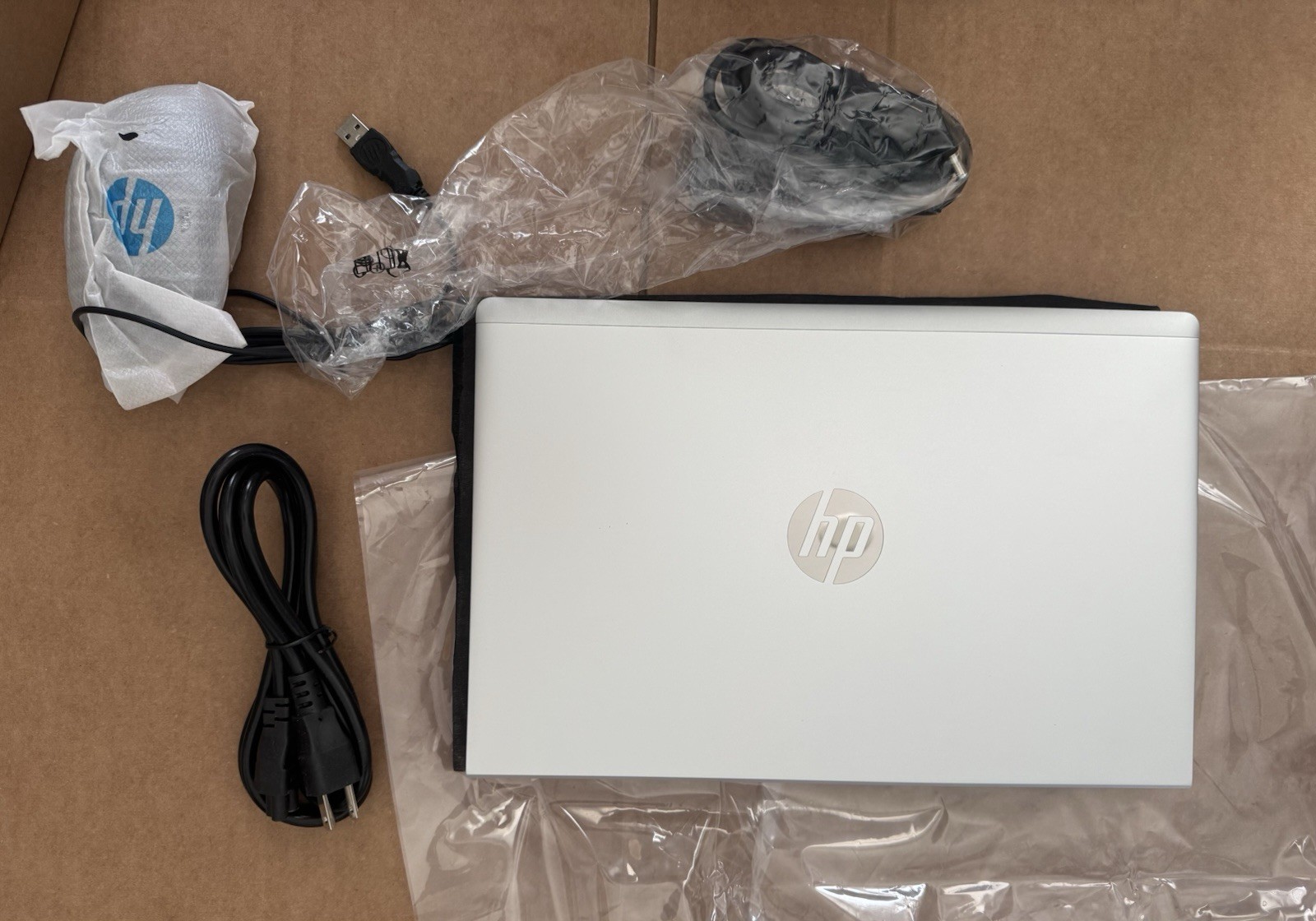 HP ProBook 640 G8 Laptop 32Gb / 1TB