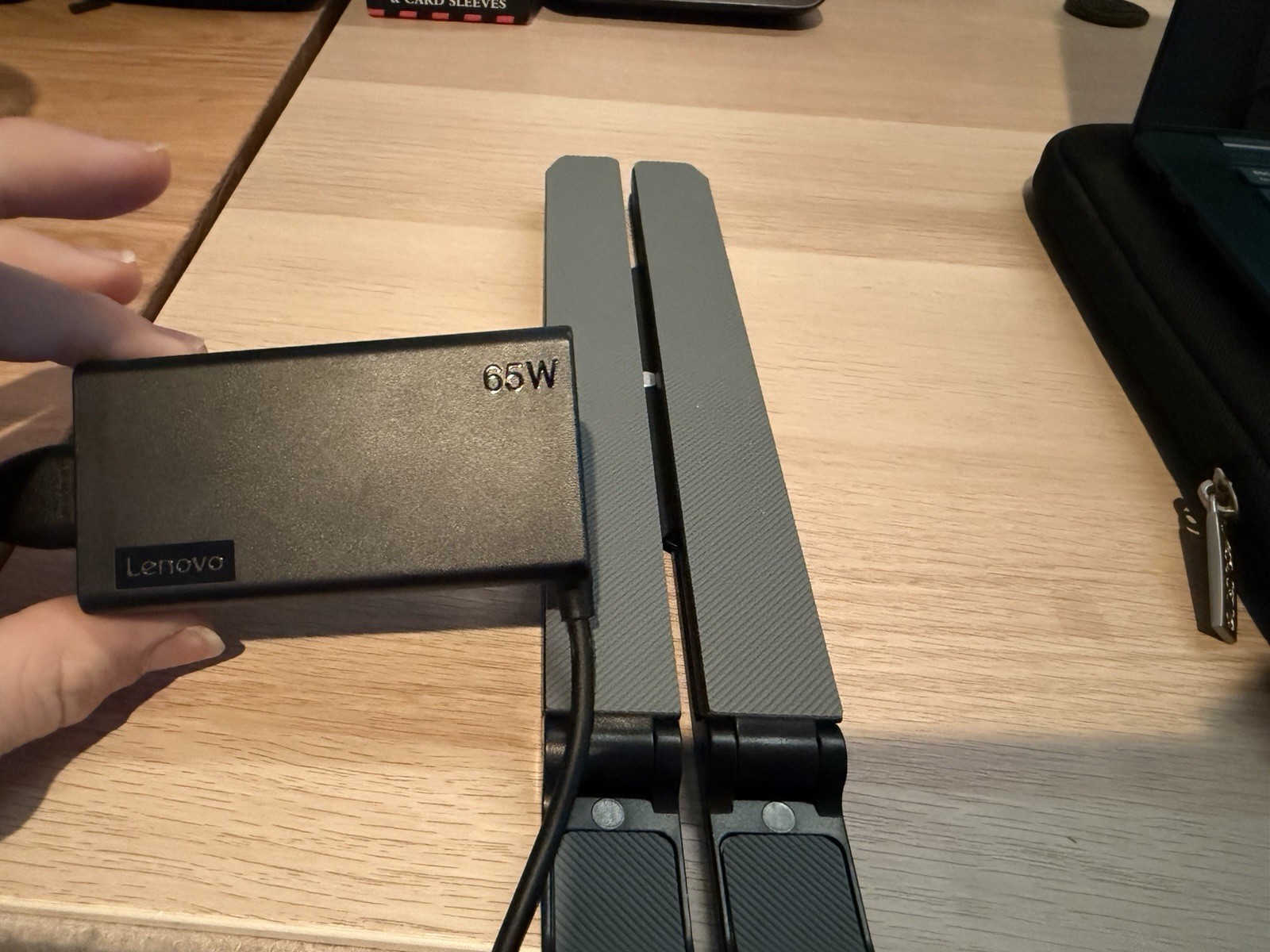 Lenovo Yoga Slim 7x 14.5” OLED Touch 32GB/1tb Snapdragon X Elite Win 11 Pro