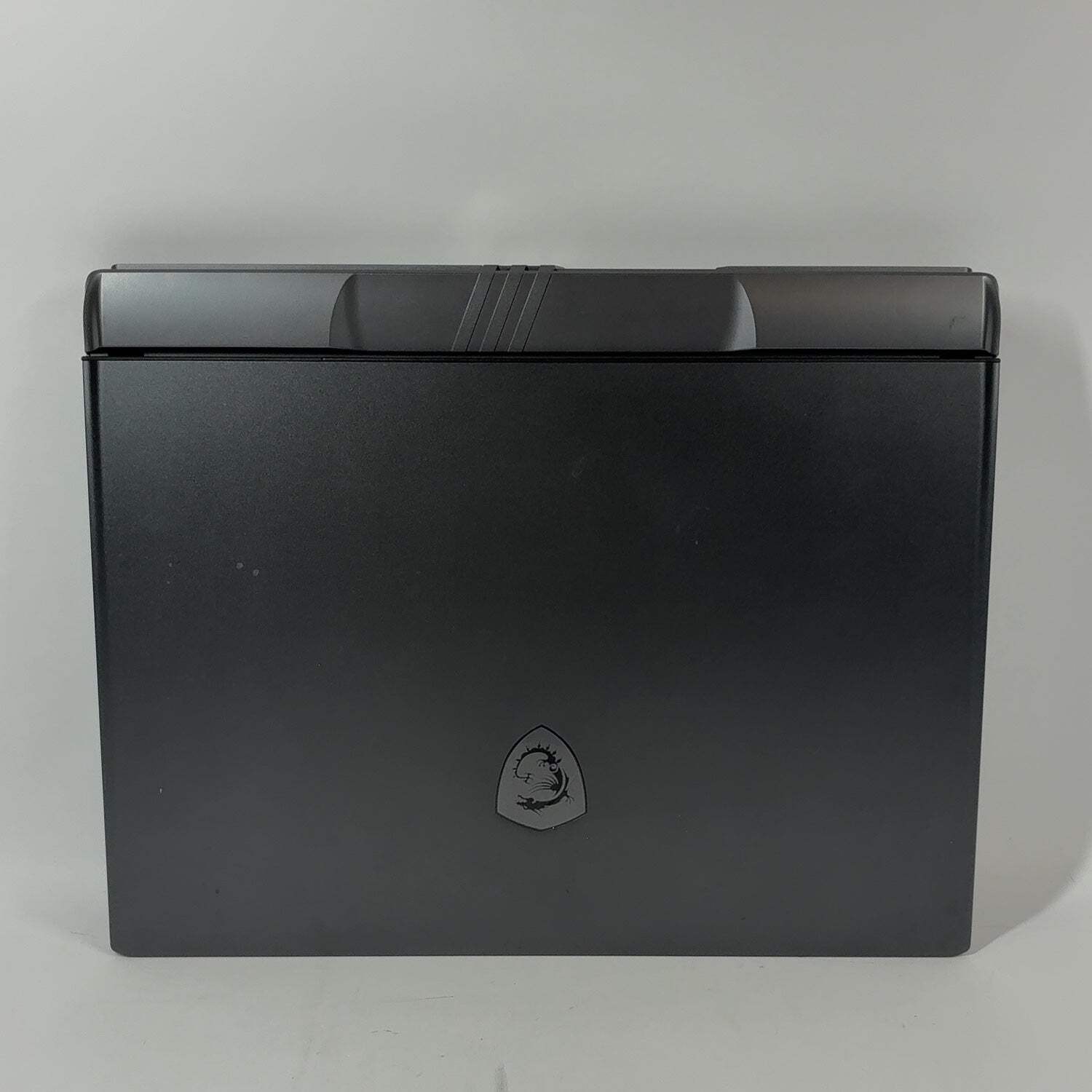 MSI Vector 17 HX A14VGG 17″ i9-14900HX 2.2GHz 32GB RAM 1TB SSD GeForce RTX 4070