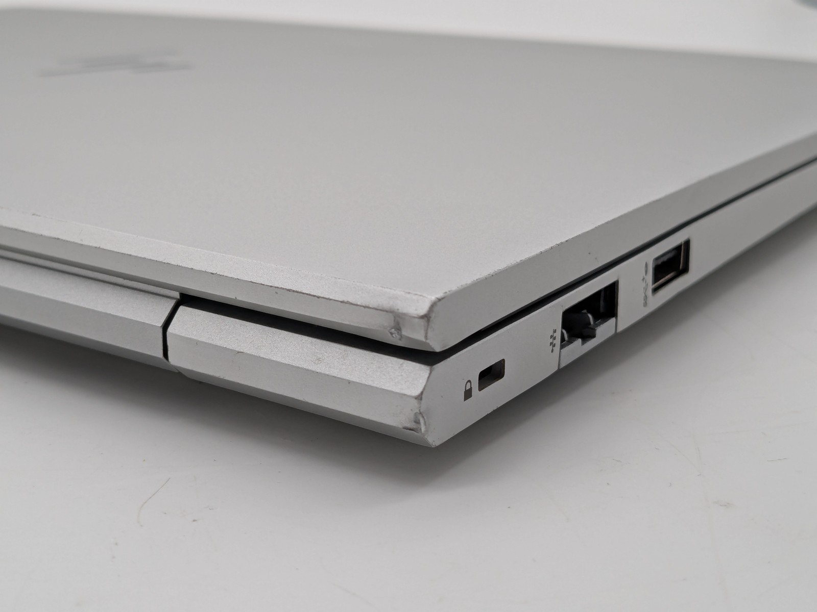 HP EliteBook 645 14 inch G10 14″ FHD Touch RYZEN 5 7530U 256GB SSD 16GB W11P