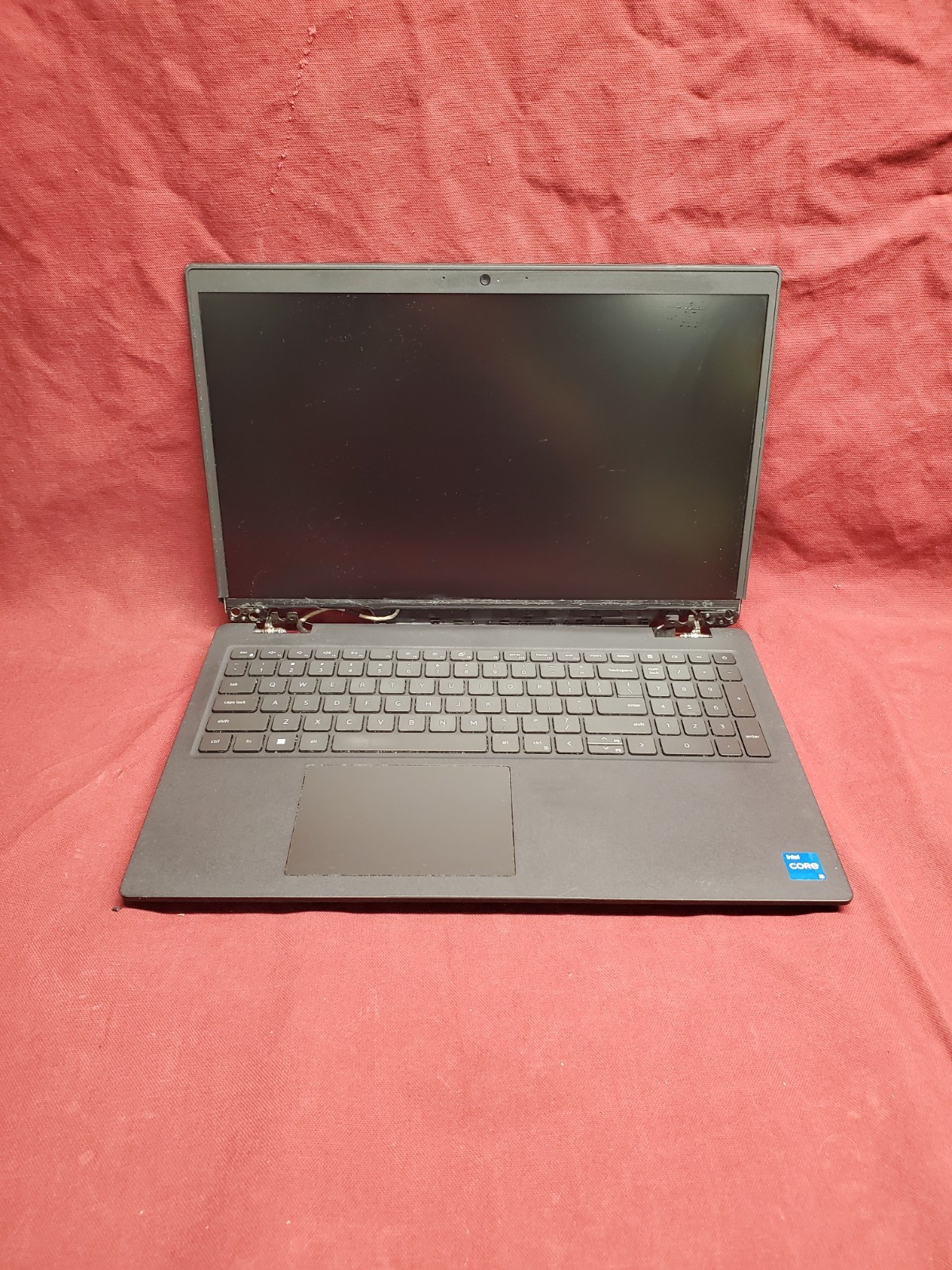 Dell Latitude 3520 i5 1135G7 2.40GHz/ 4GB/ NO SSD *Parts* #2844