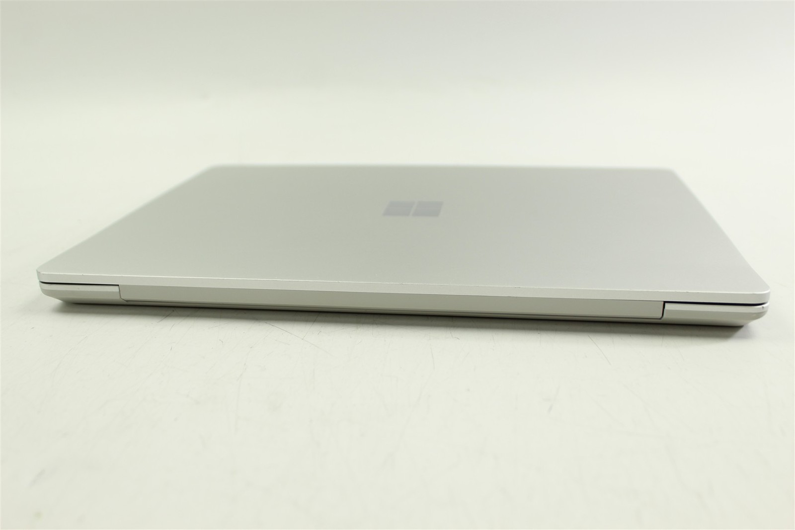 Microsoft Surface Laptop Go 2 2013 12.4″ i5-1135G7 256GB SSD 16GB RAM W11H