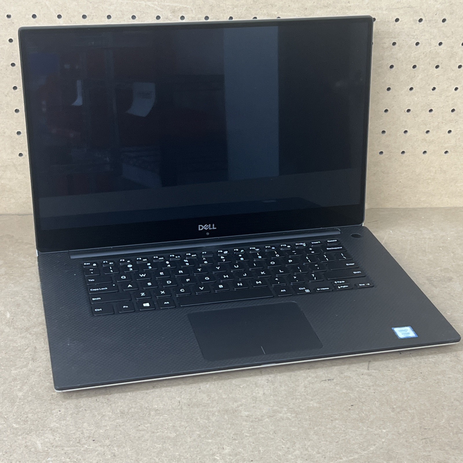 Dell Precision 5530 Xeon E-2176M 4K 16GB Ram Quadro P2000 – *No SSD/OS, 65% Batt