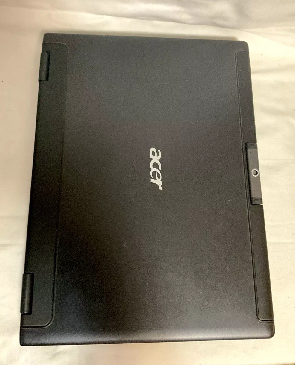 Acer Laptop 5515 Series 2012 With Charging Cord
