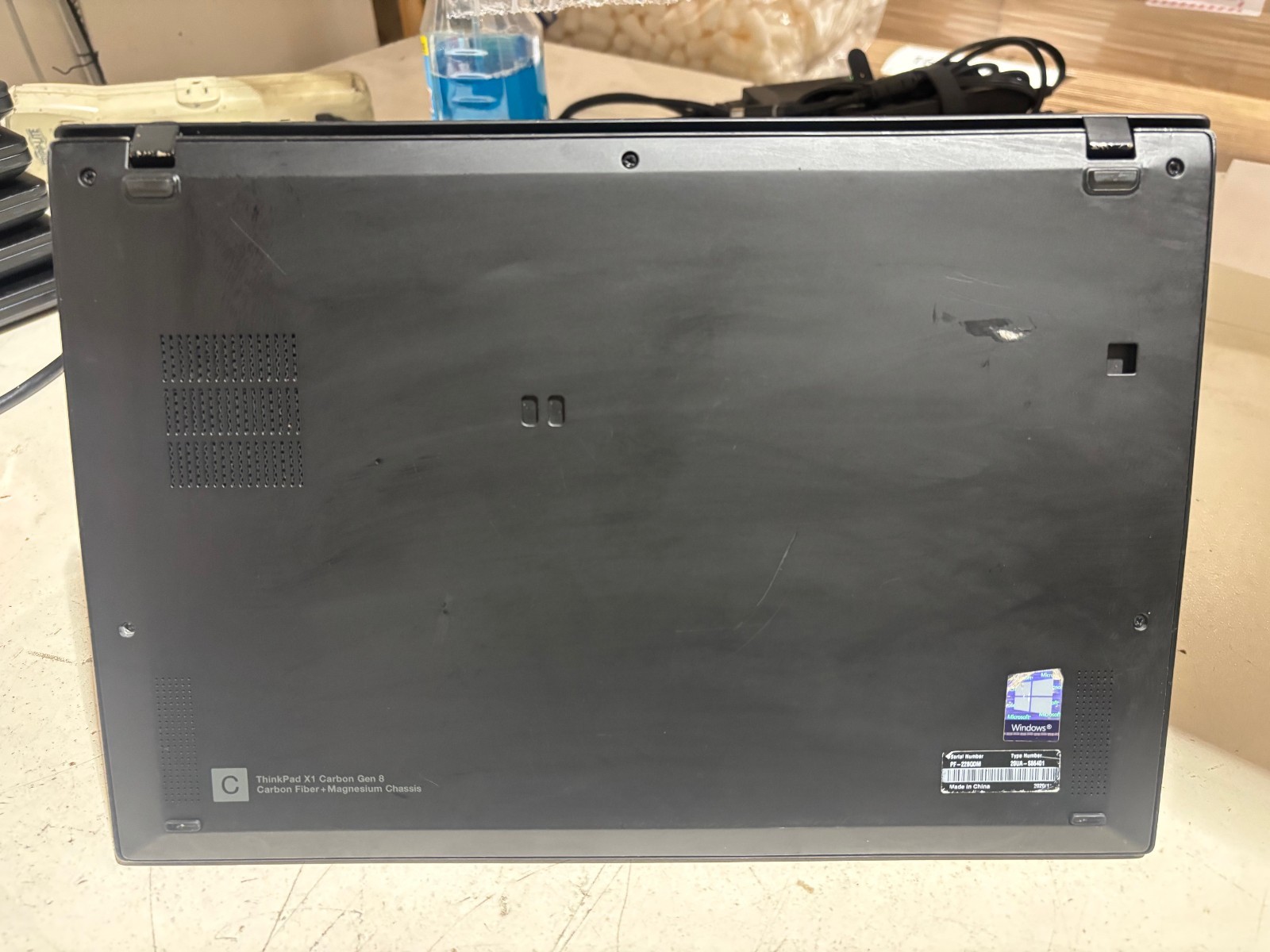 Lenovo ThinkPad X1 Carbon 14″ Intel i5-10310U 8GB DDR4 512GB SSD Windows 11 Pro