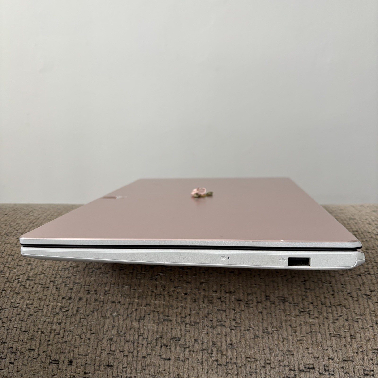 ASUS VivoBook E410MAB/E410MA 4GB RAM 64GB SSD, Rose Gold (Used), Windows 10 OS