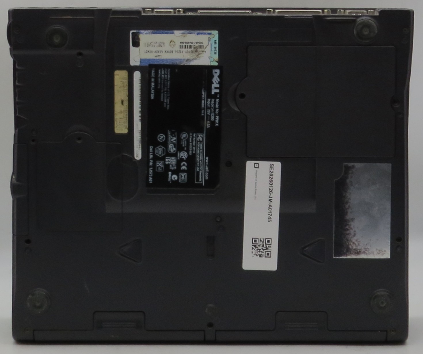 Dell Inspiron 8200 _ Pentium4M _ 512MB RAM _ No SSD / OS *PARTS