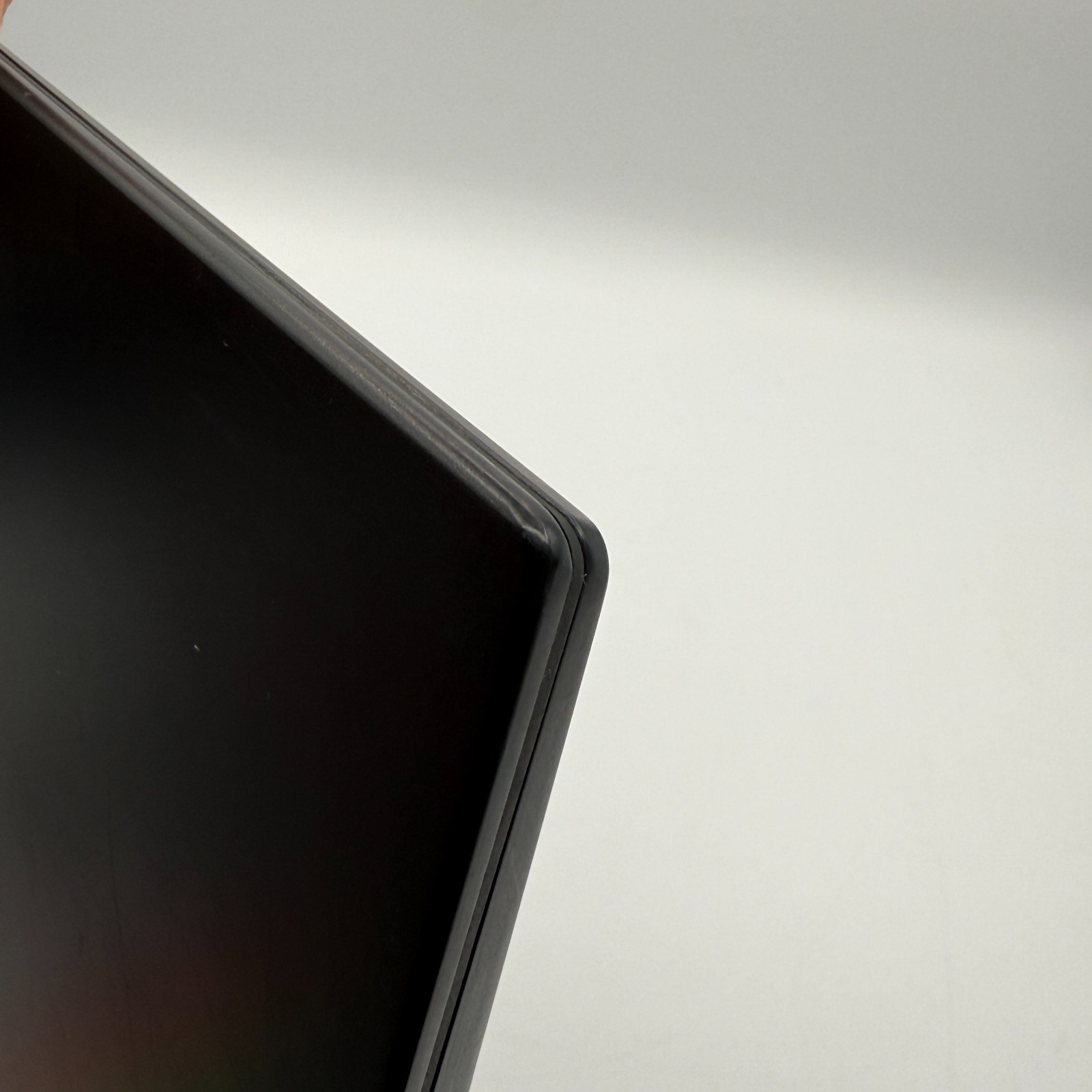 Lenovo ThinkPad T490s i7-8665U 16GB 256GB SSD Win11Pr Fingerprint LTE LaptopREAD