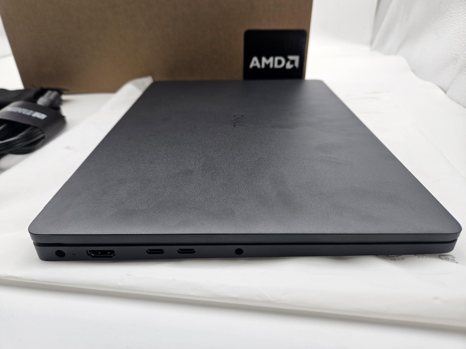 Dell Pro 14 PC14255 AMD Ryzen 5 220 16GB RAM 256GB SSD