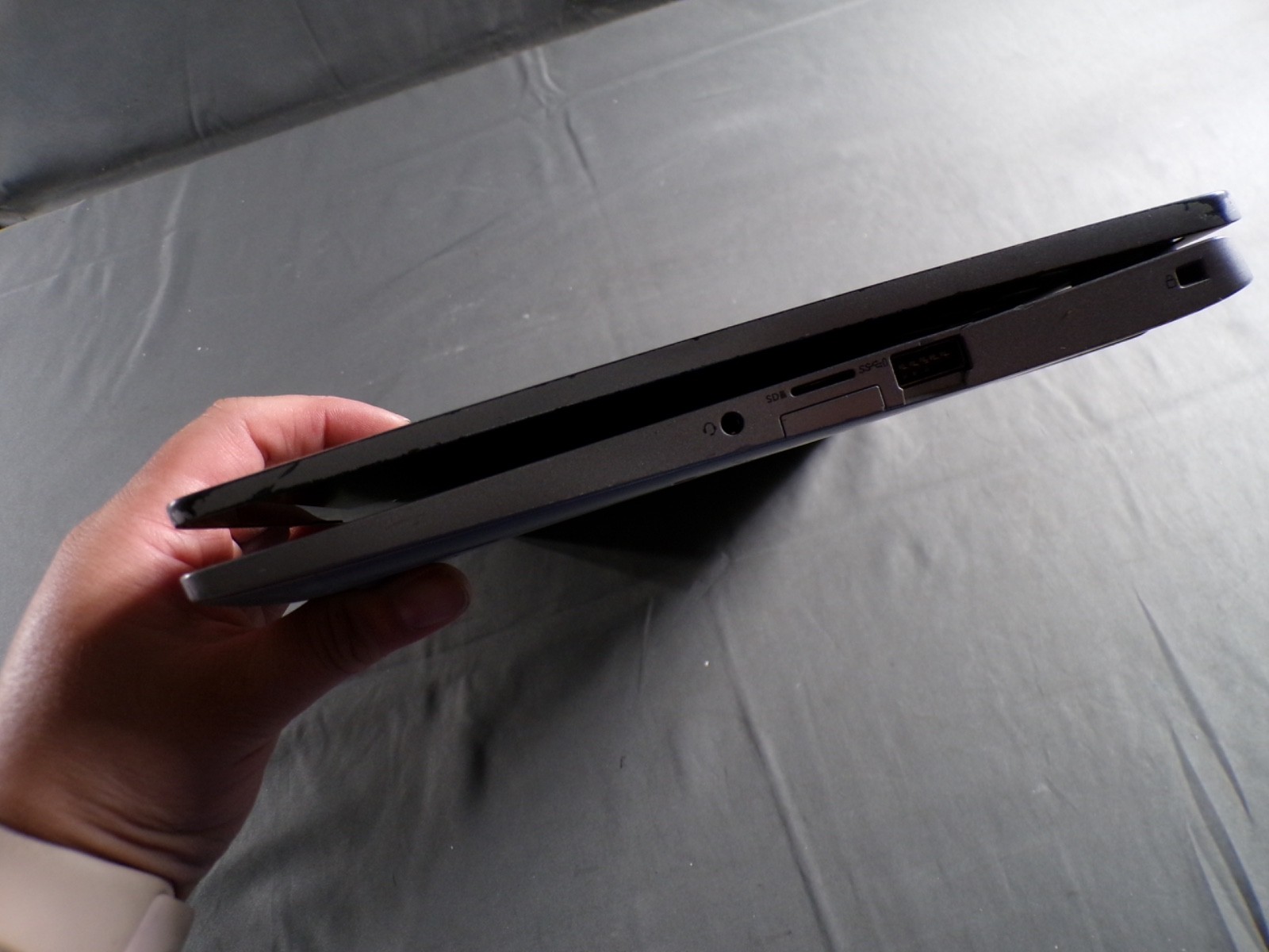 DELL LATITUDE 5310 2 IN 1 INTEL CORE i5-10210U 1.60GHZ 16GB RAM **BR0KEN/ NO HD