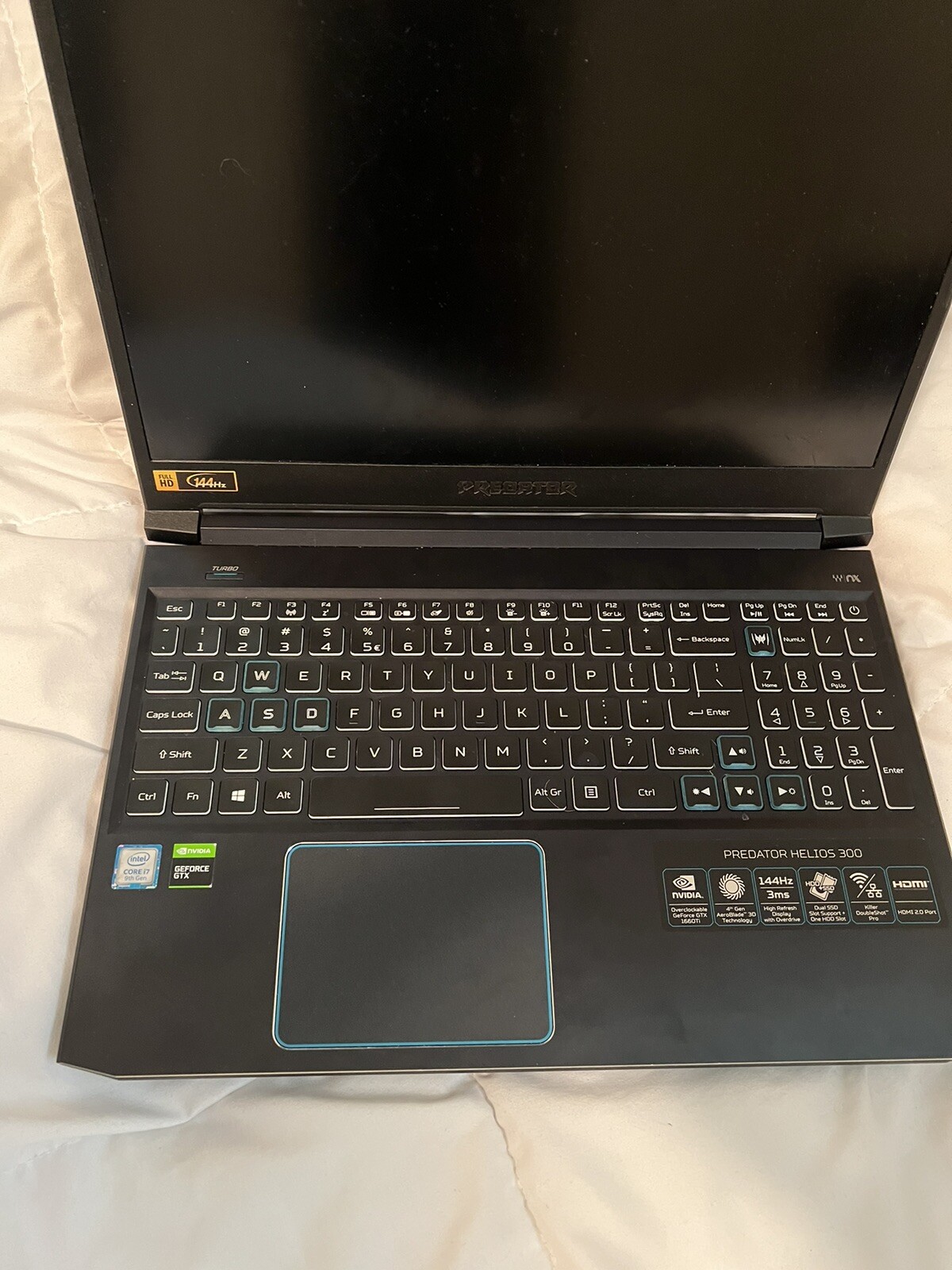 Acer Predator Helios 300 Gaming Laptop, 15.6” Full HD 144Hz 3ms IPS Display.