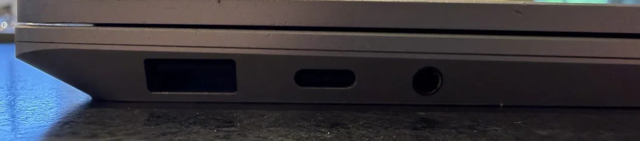 Microsoft Surface Laptop 5 15″ Touchscreen i7-1255U 12th Gen 8GB 256GB SSD Win11