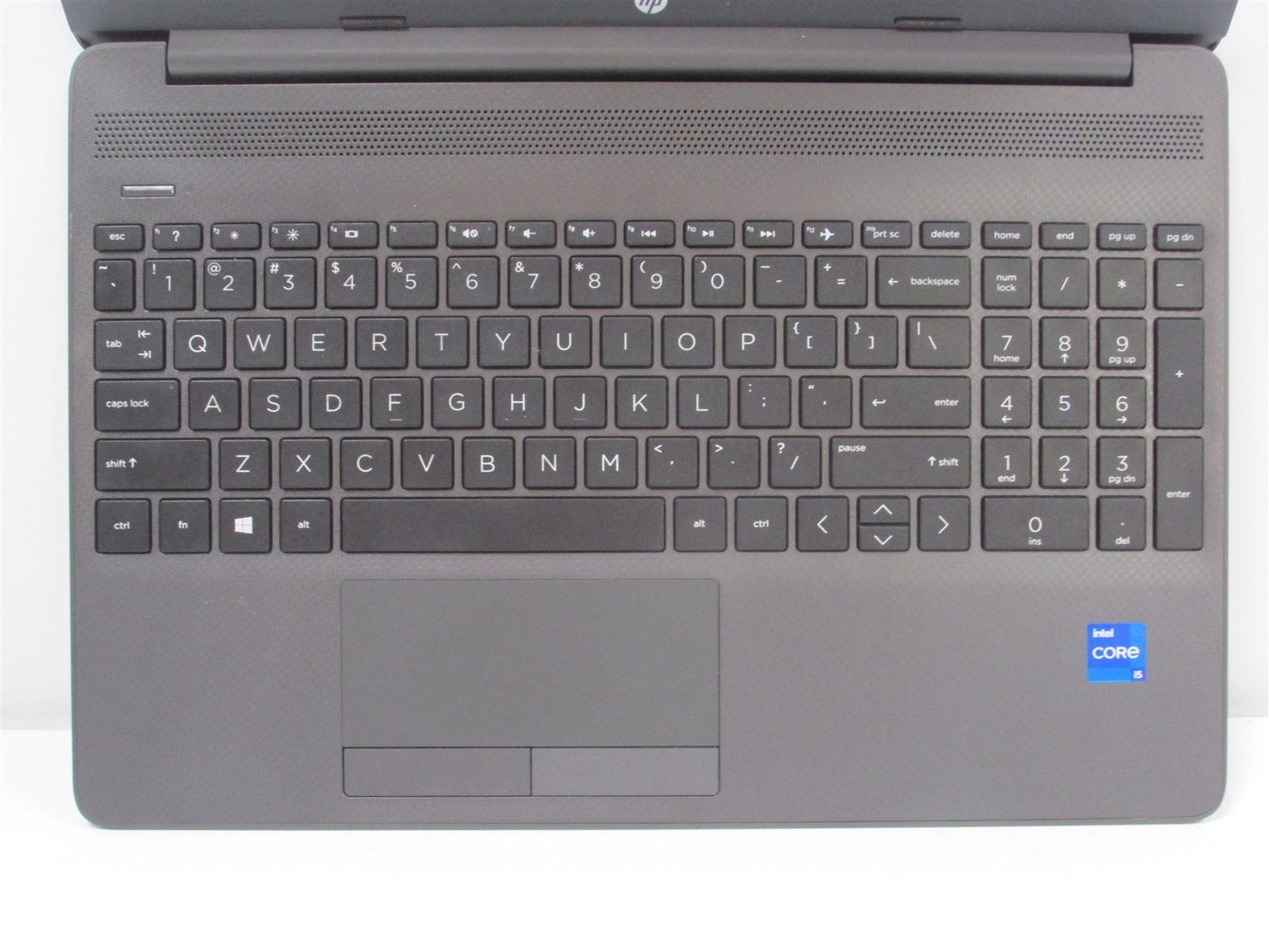 HP 250 G8 Notebook i5-1135G7 2.4GHz 16GB RAM 512GB NVME 15.6″ Windows 11 Pro