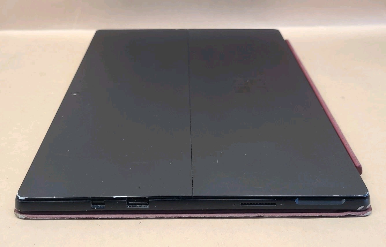 Microsoft Surface Pro 6 Intel Core i5-8250U @ 1.6GHz 8GB RAM 256GB SSD W10 *READ
