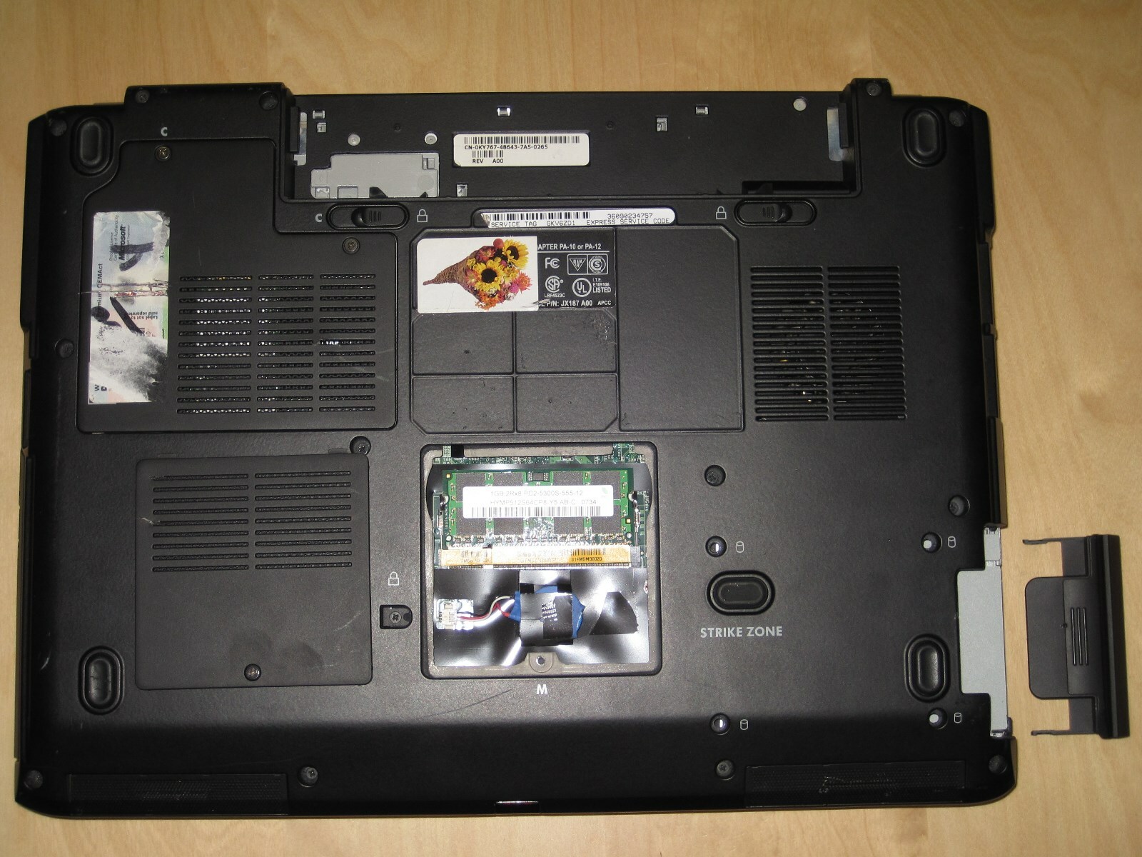 Lot of 4 Laptop- Dell Inspiron 1520 1521 HP Pavilion dv6-3025dx Acer Aspire 5315