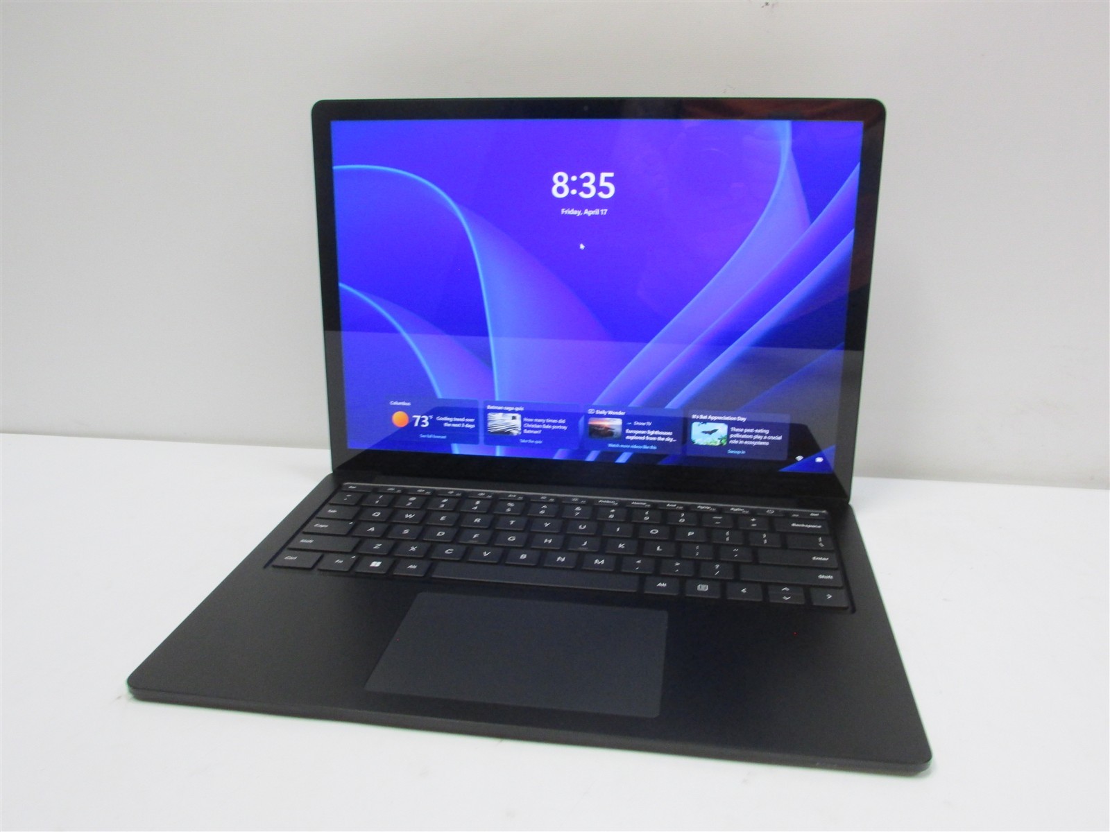 Microsoft Surface Laptop 5 1951 i5-1245U 2.5GHz 16GB RAM 512GB 13.5″ Win 11 Pro